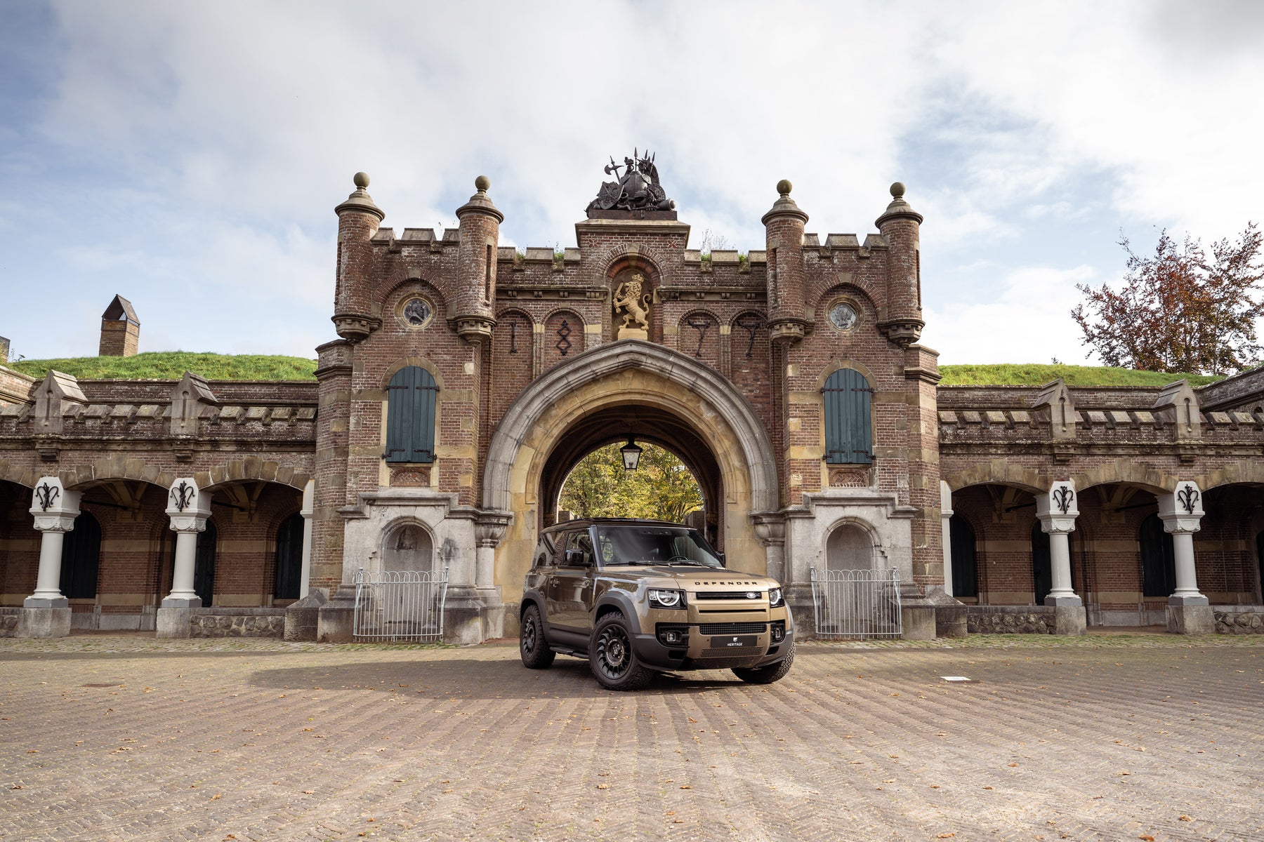 Defender 90 D200 - Gondwana stone