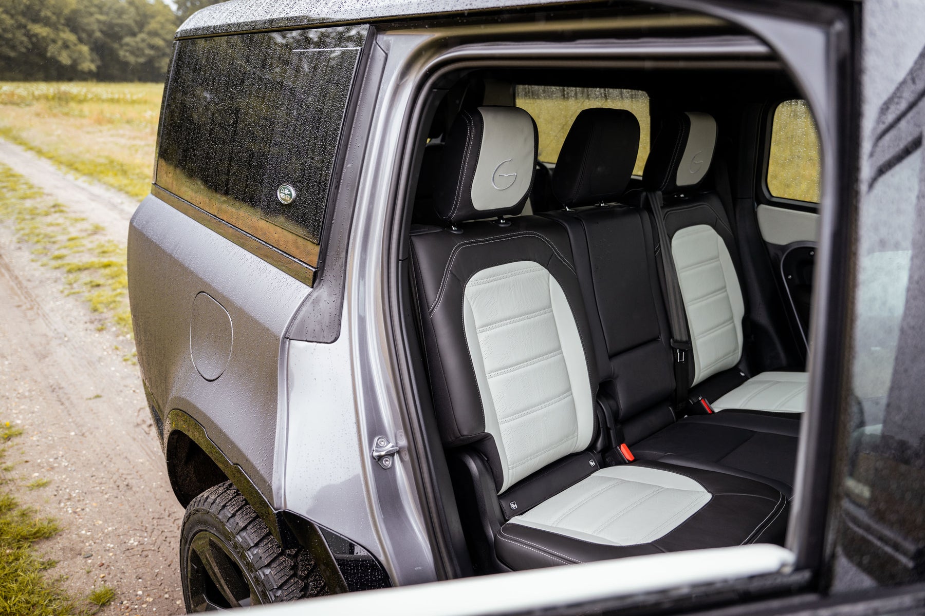 Defender 130 P400 - Autobiography
