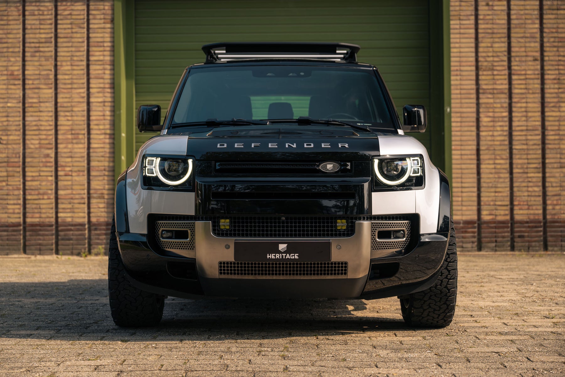 X Defender 90 P400 - X by Schiffmacher