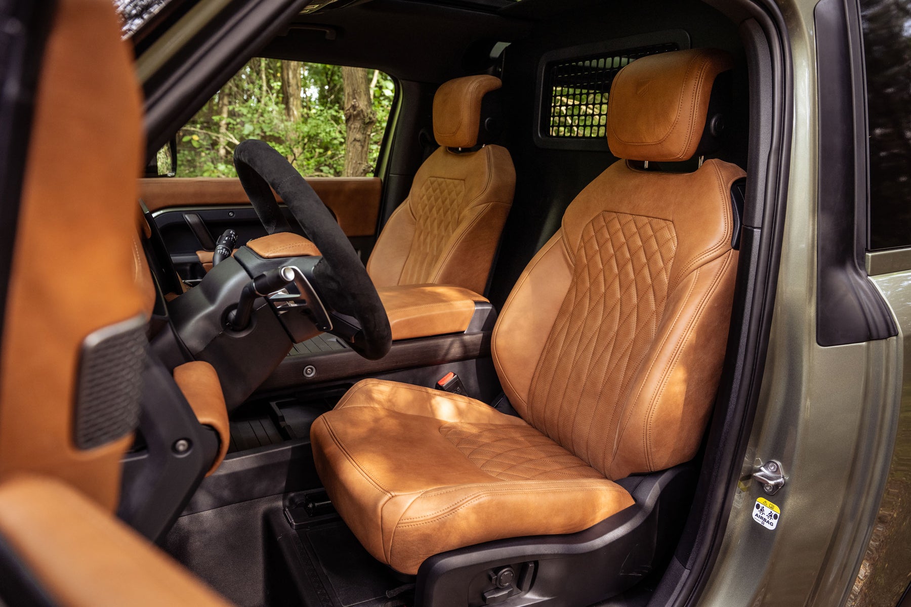 Defender 90 D300 - Pangea green