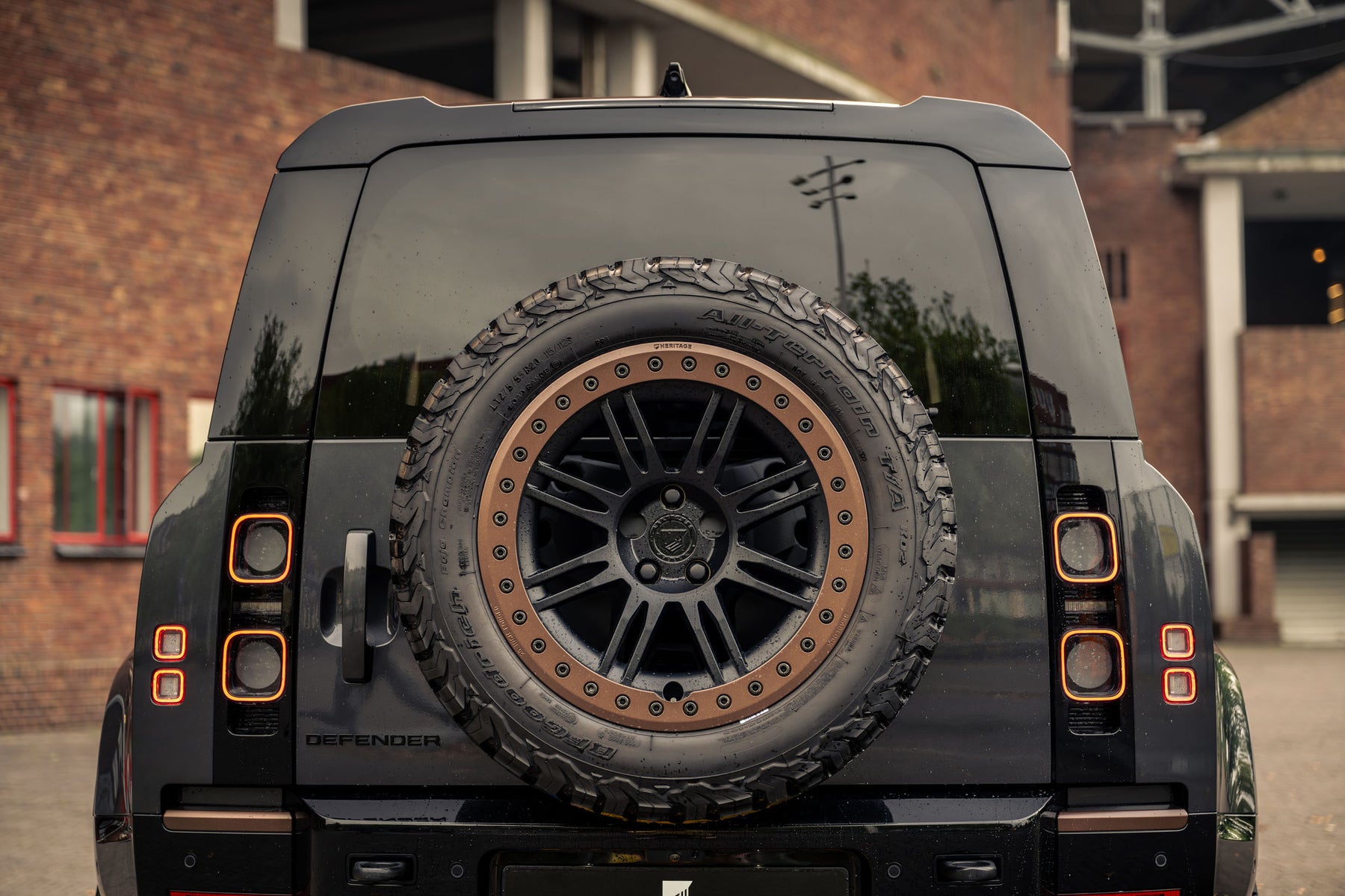 Defender 90 V8 - Carpathian grey