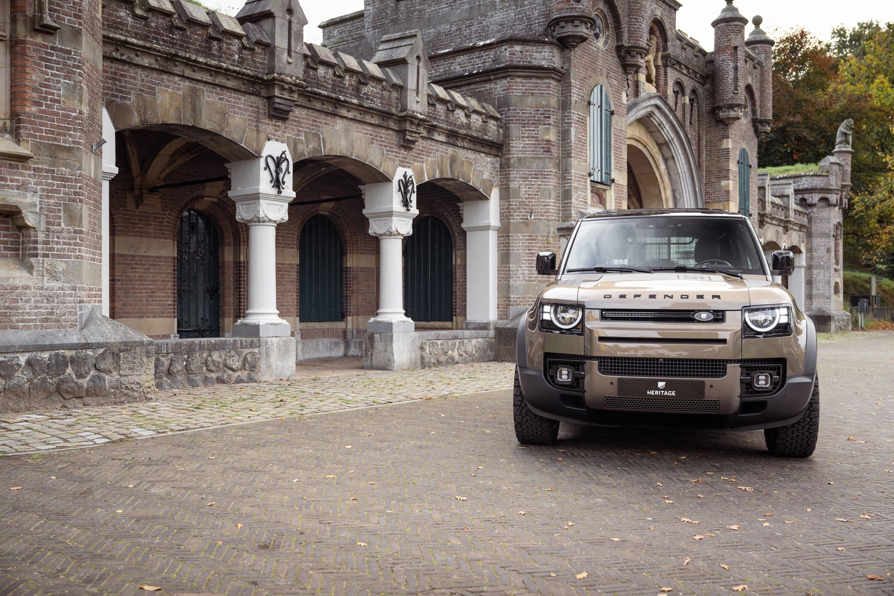 Defender 90 D200 - Gondwana stone