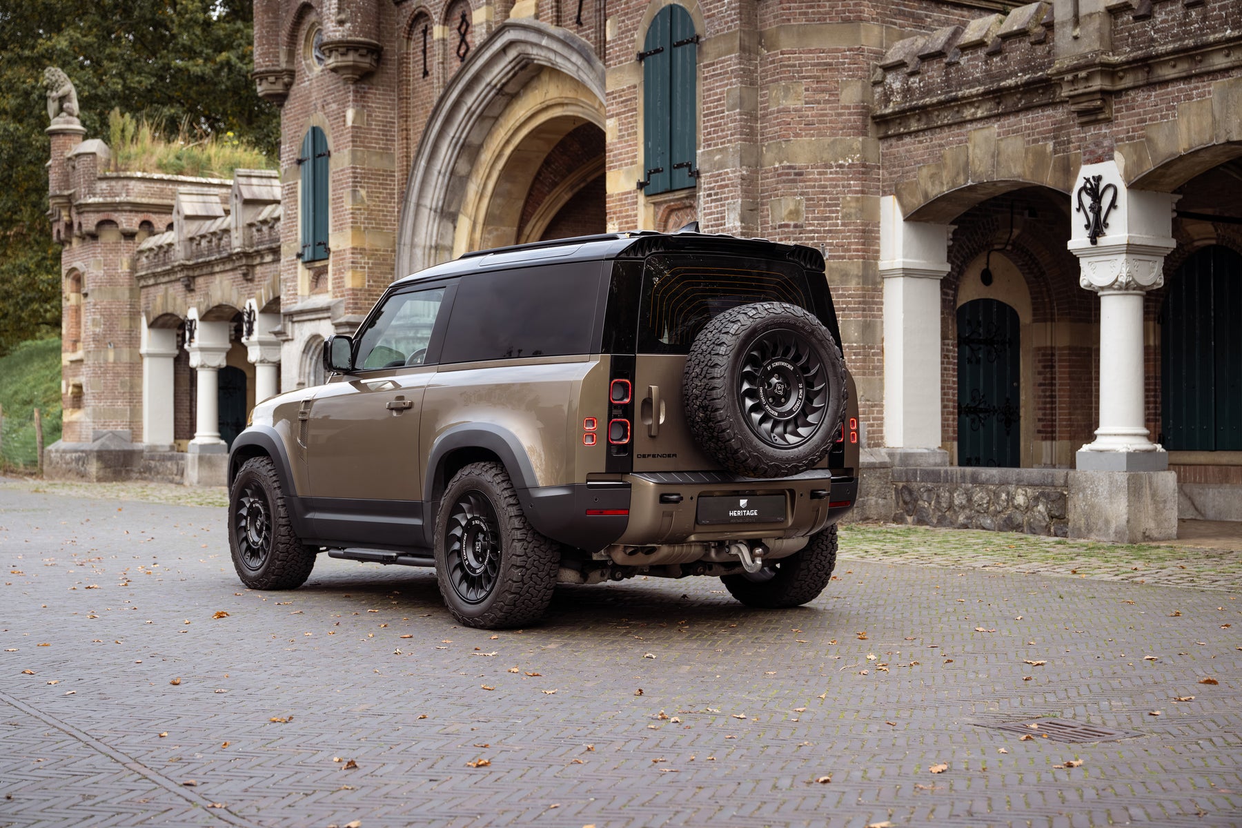 Defender 90 D200 - Gondwana stone
