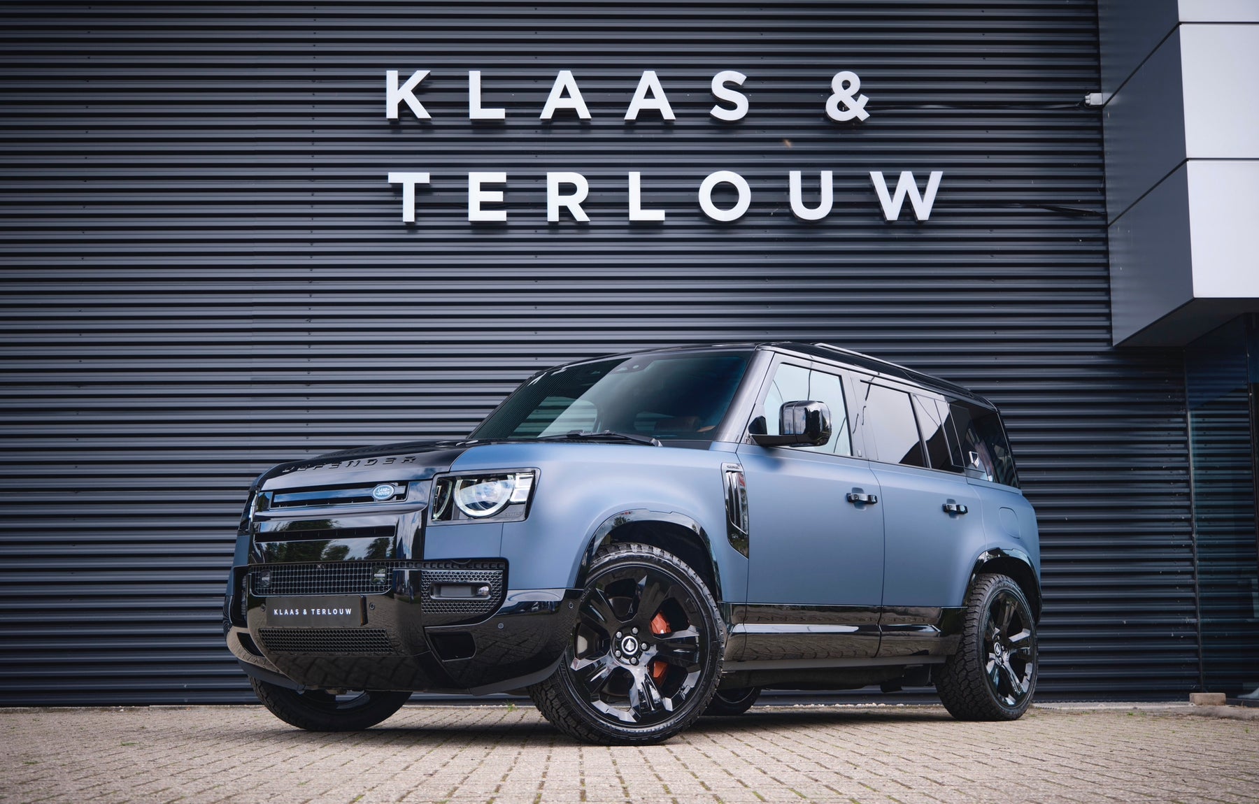 Defender P400e - Matte blue