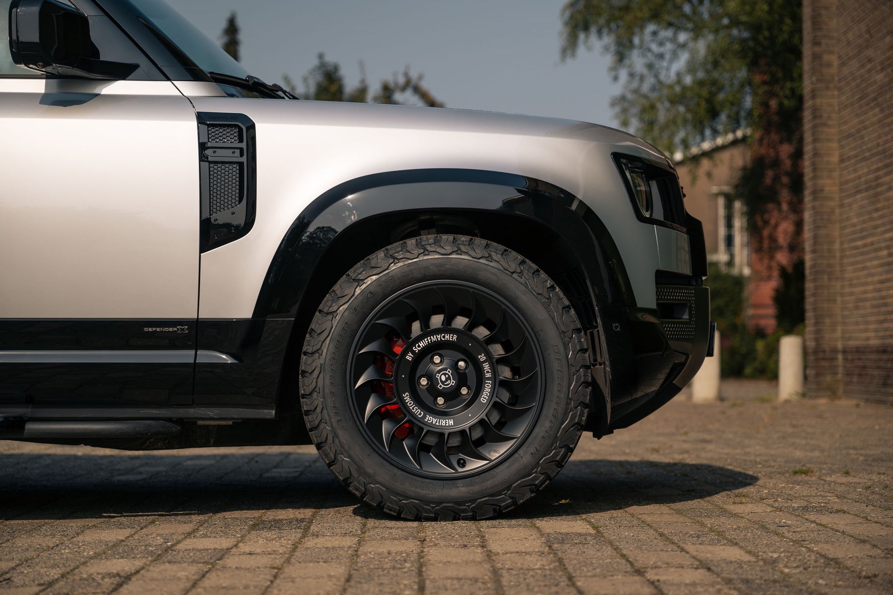 X Defender 90 P400 - X by Schiffmacher
