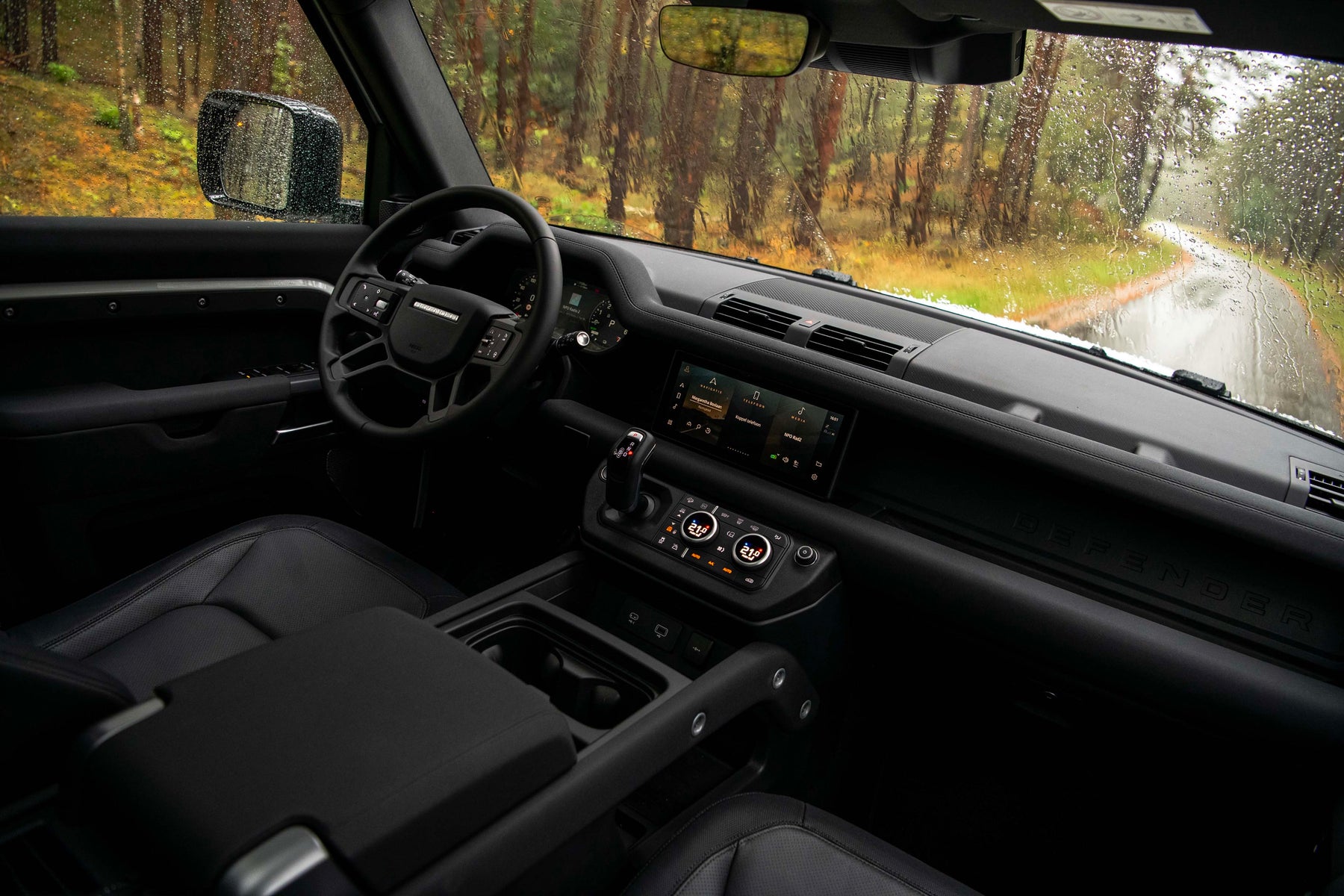 Defender 110 P400e - Camo fuji white