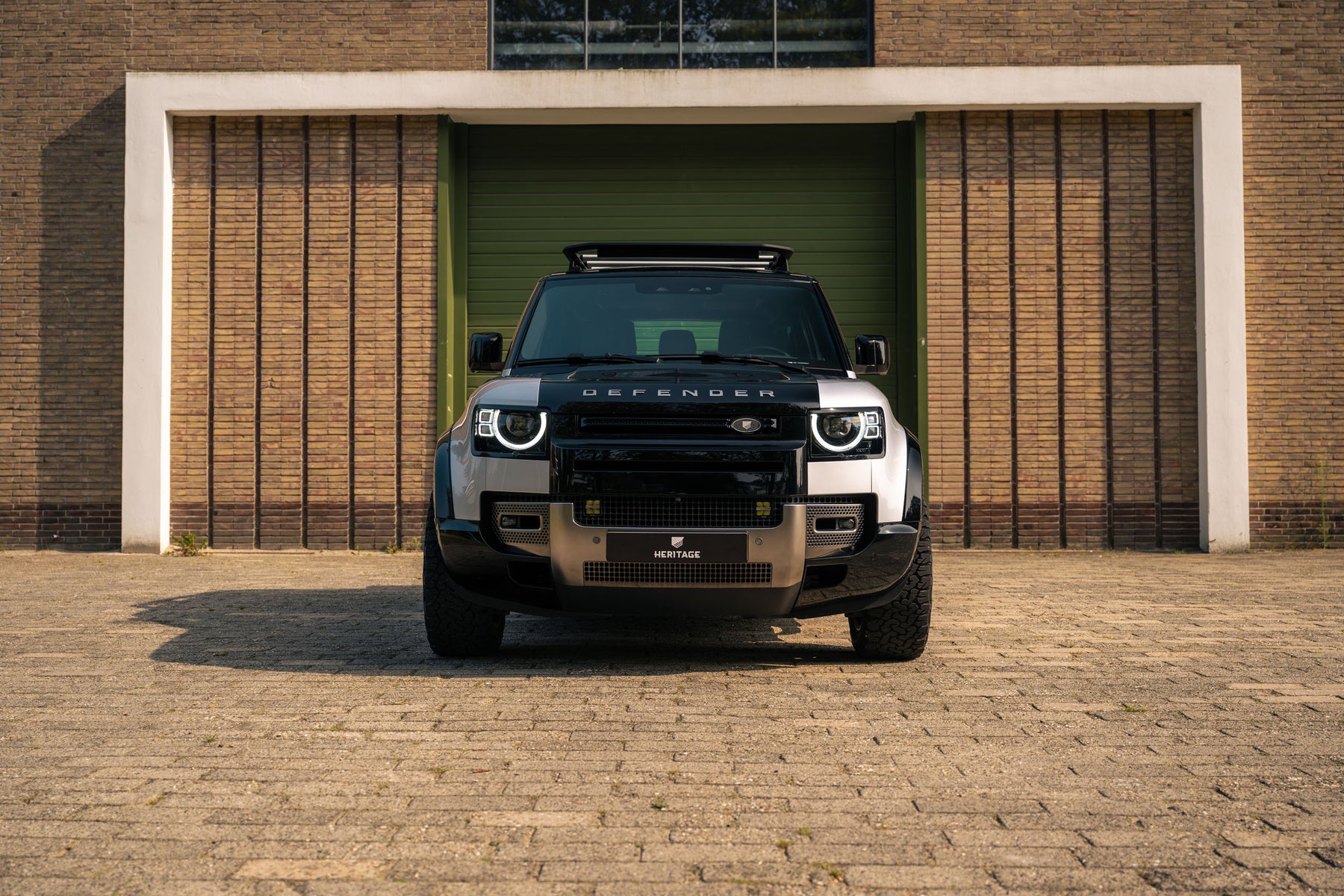 X Defender 90 P400 - X by Schiffmacher