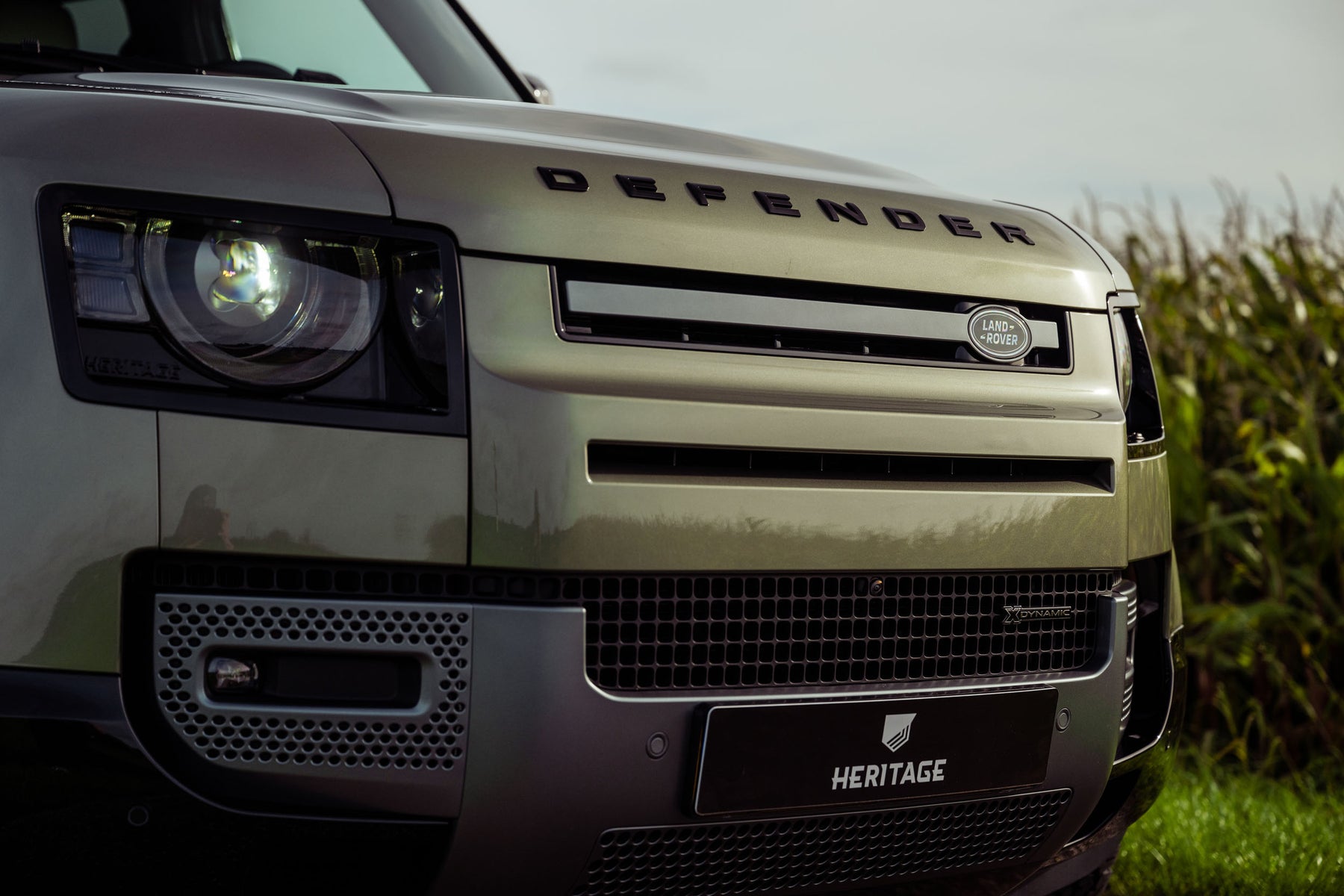 Defender 110 P400e - Pangea green
