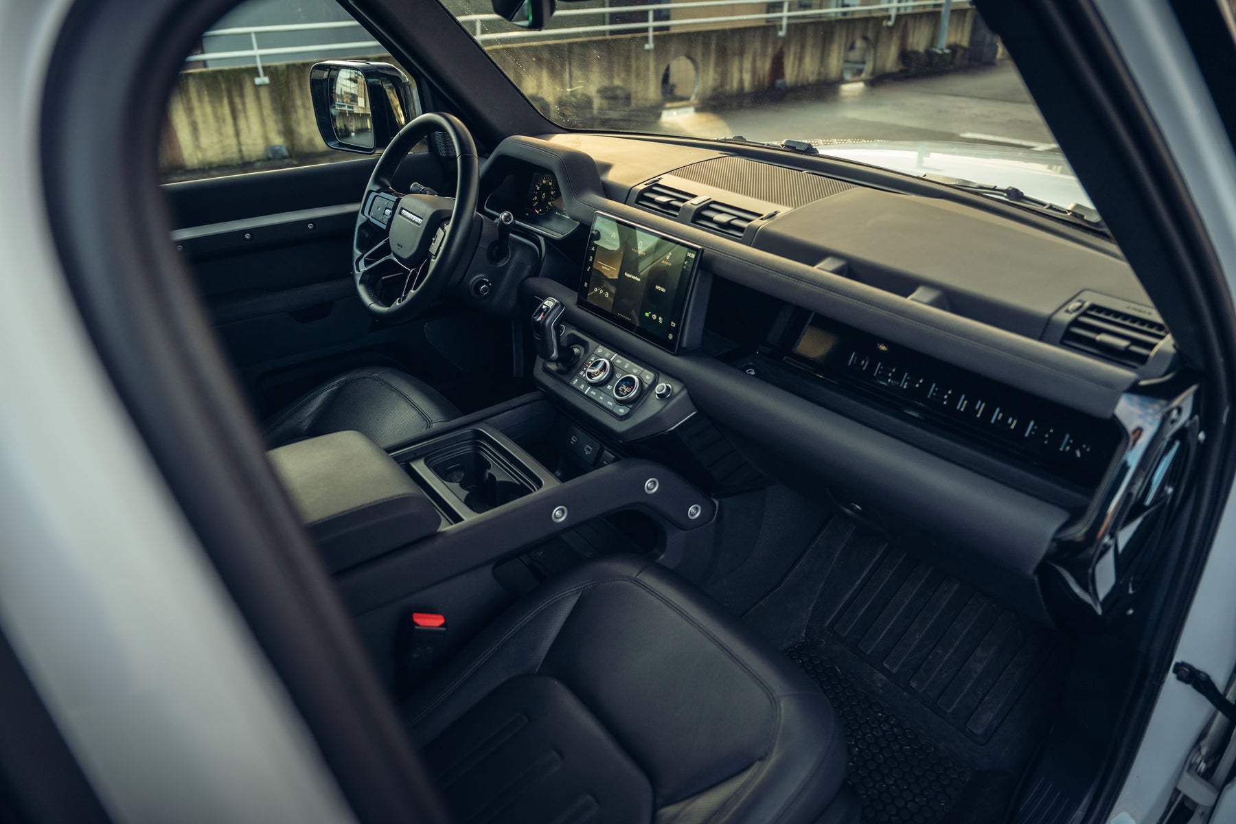 Defender 110 P400e - Eiger grey