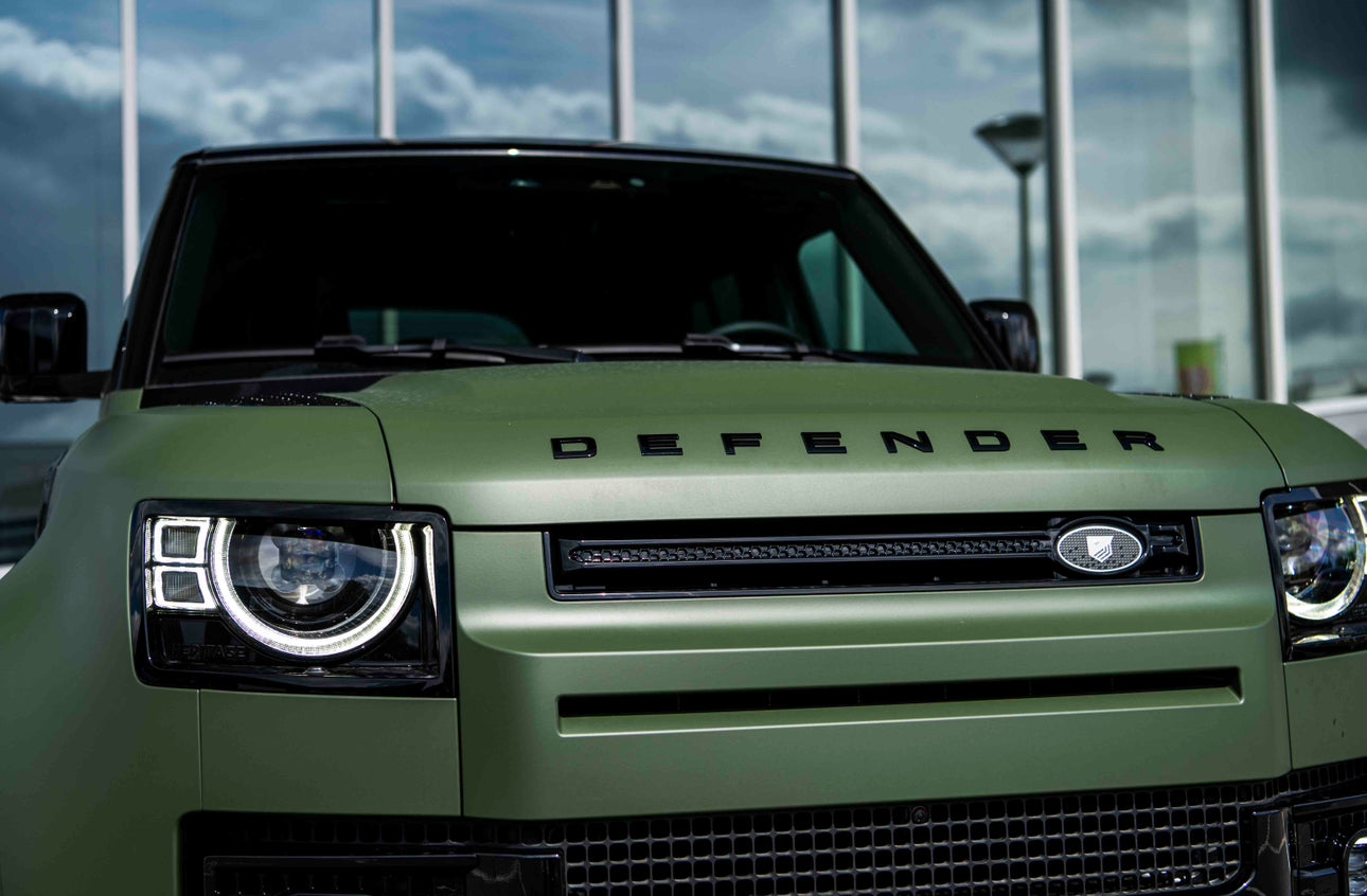 Defender 110 P400e - Matte green