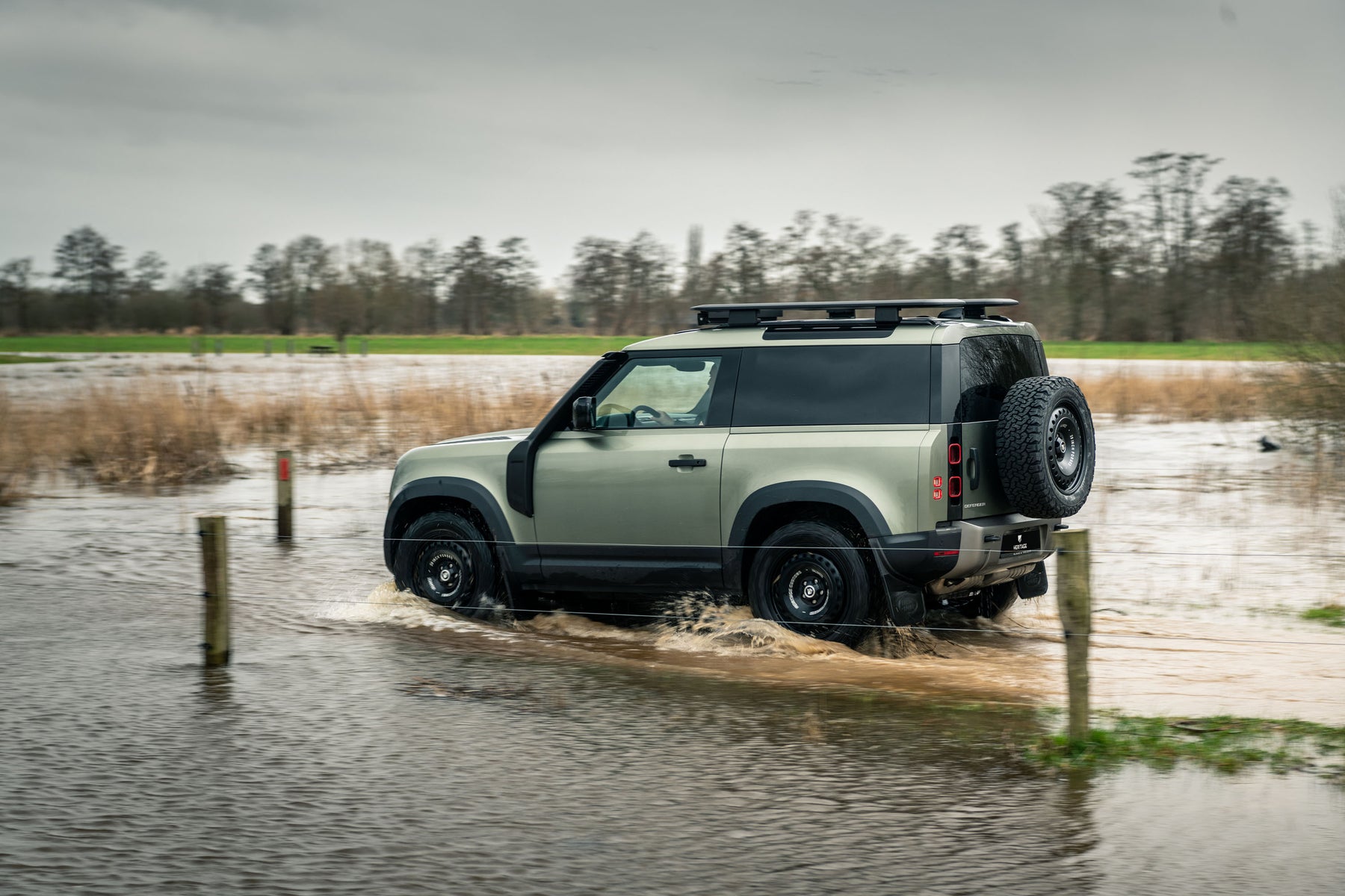 Defender 90 D200 - Pangea Green