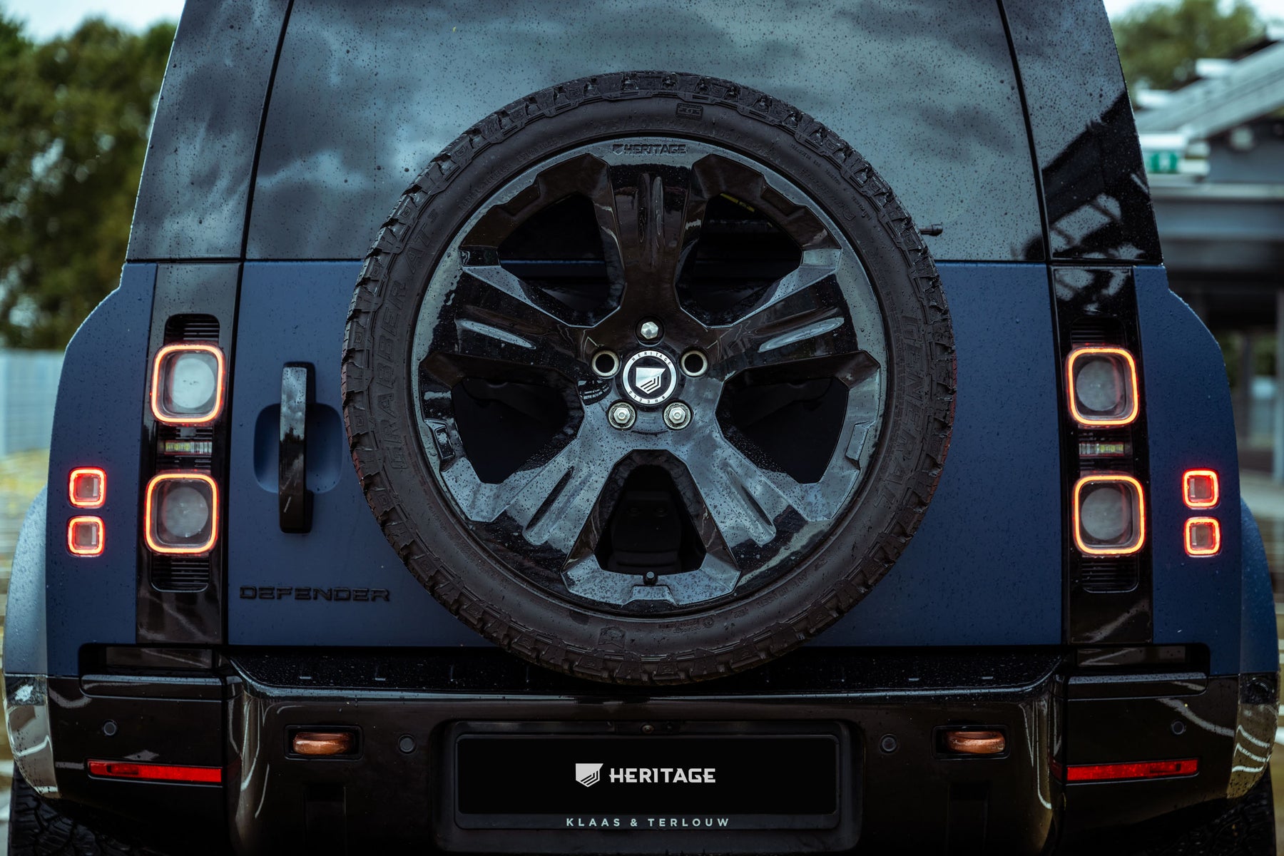 Defender P400e - Blue rebel