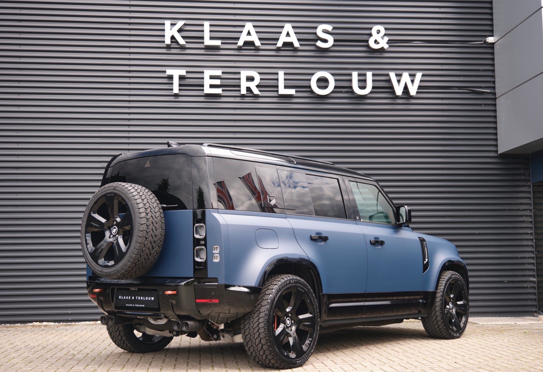 Defender P400e - Matte blue