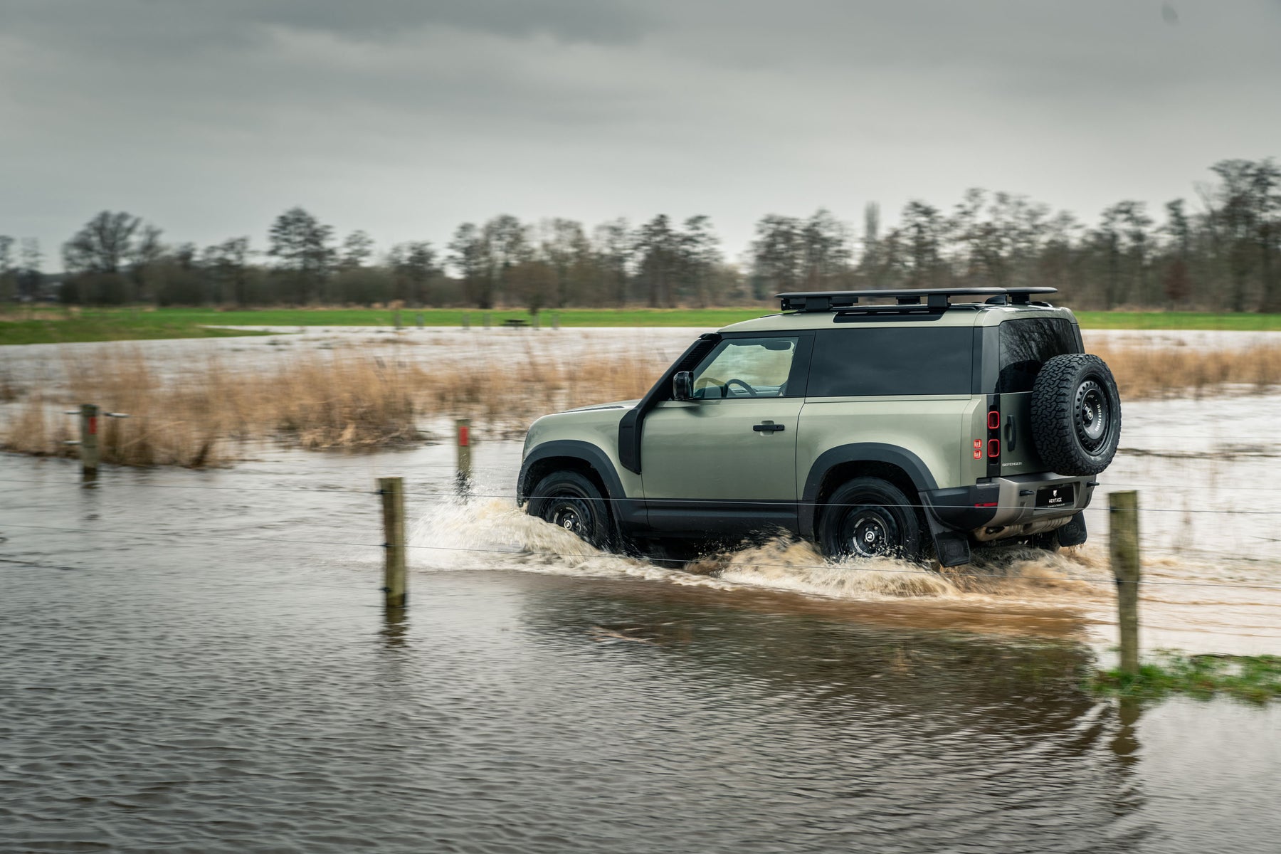 Defender 90 D200 - Pangea Green