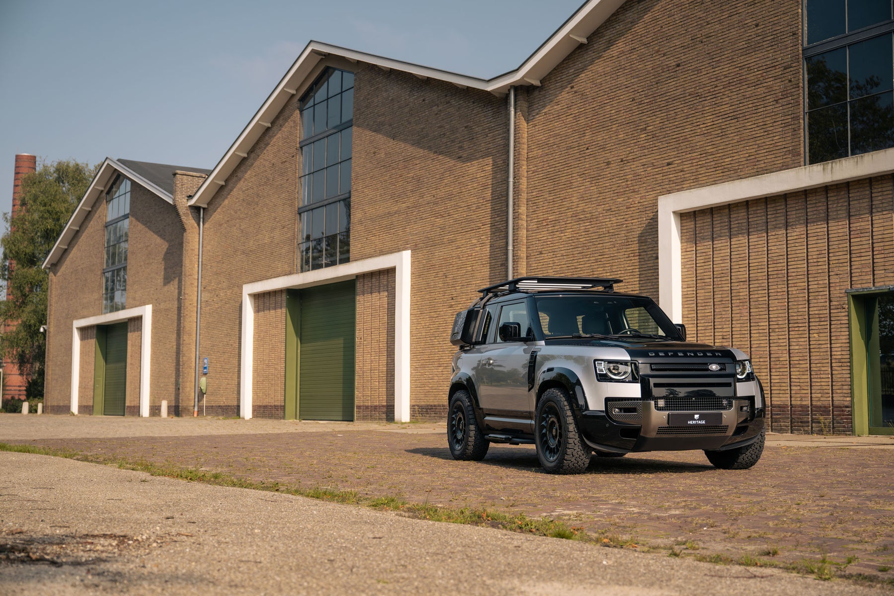 X Defender 90 P400 - X by Schiffmacher