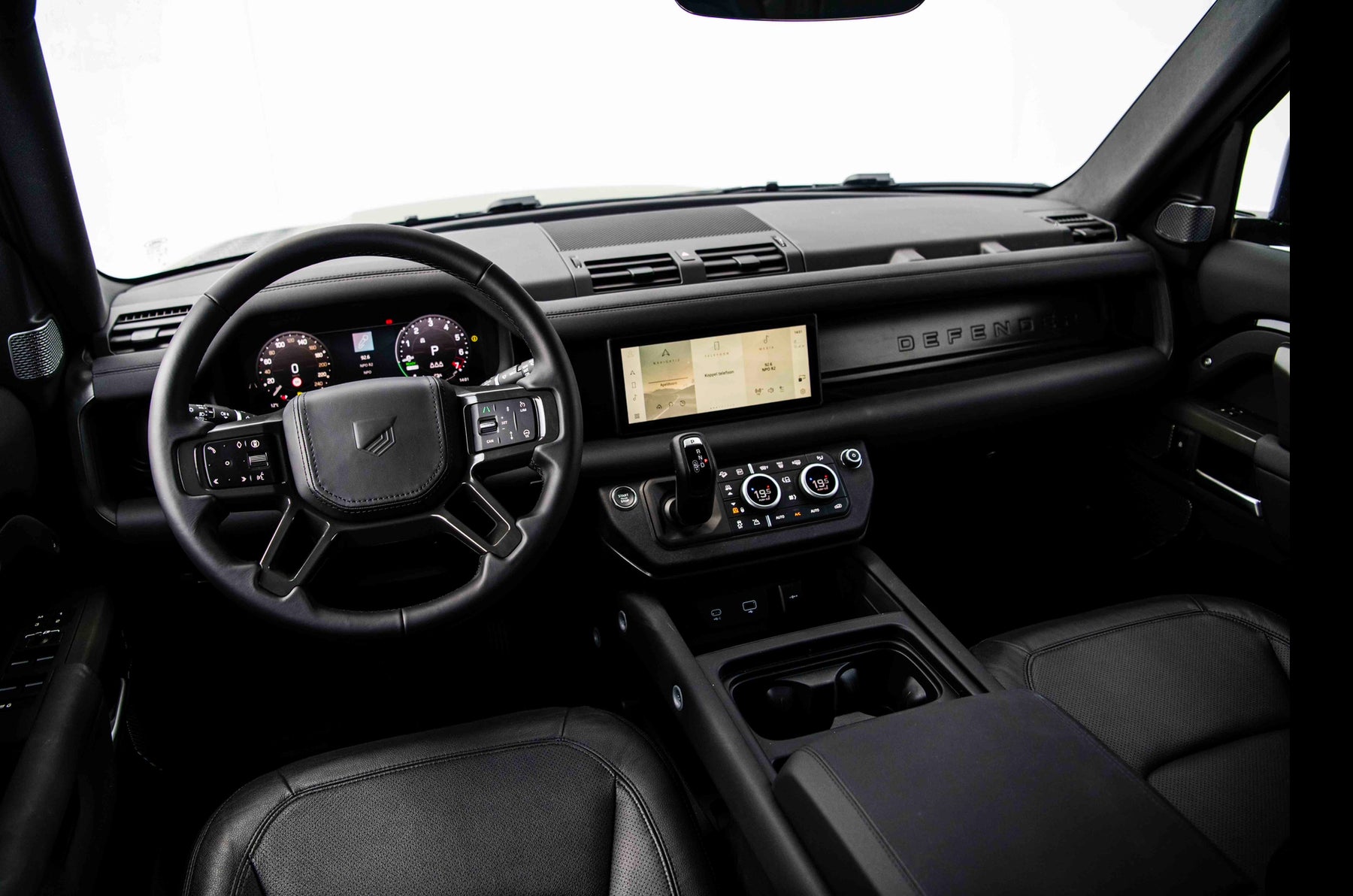 Defender 110 P400e - Matte green