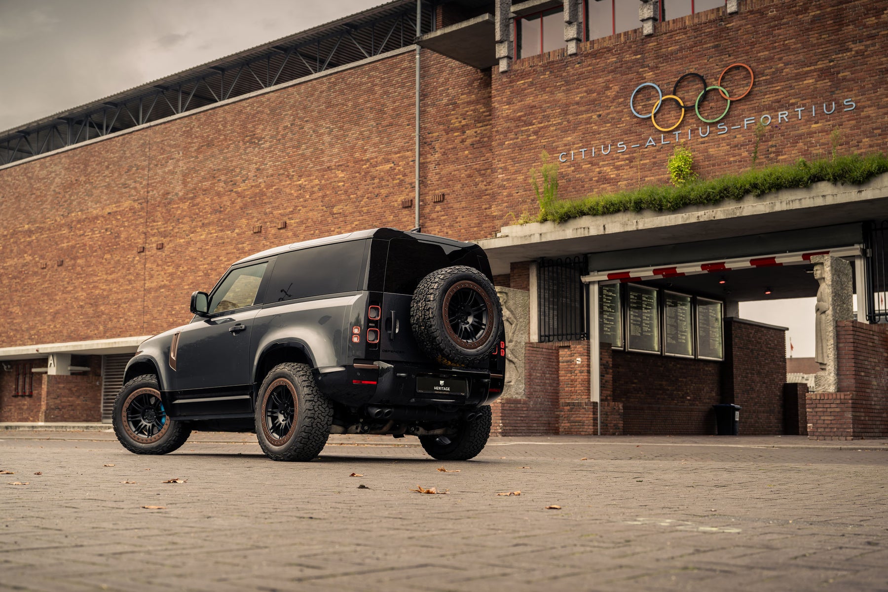Defender 90 V8 - Carpathian grey