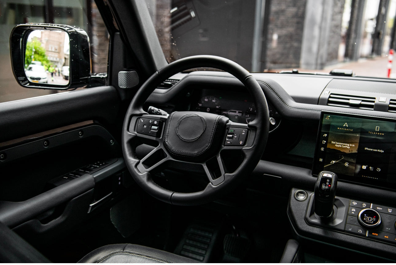 Defender 130 P400 - All black