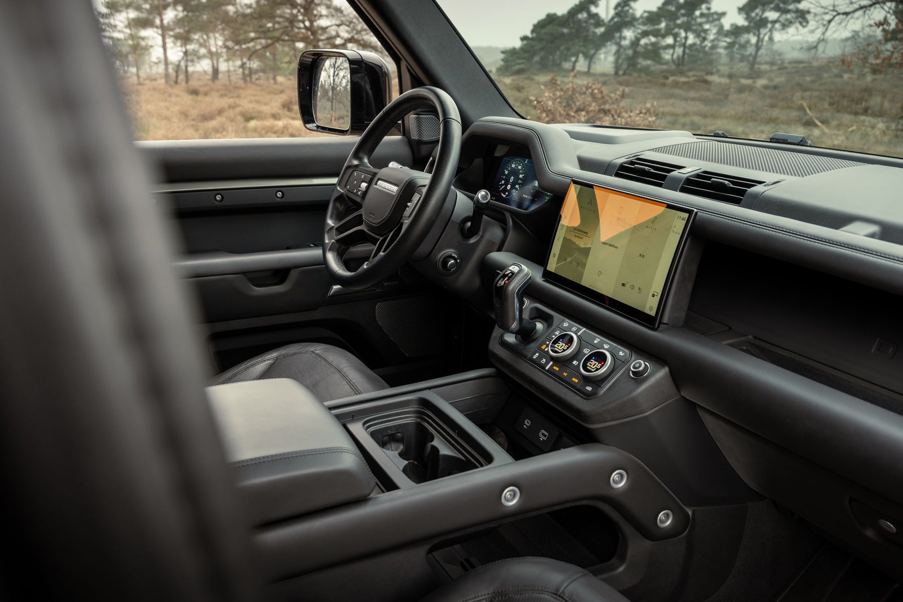 Defender 110 P400e - Silicon Silver