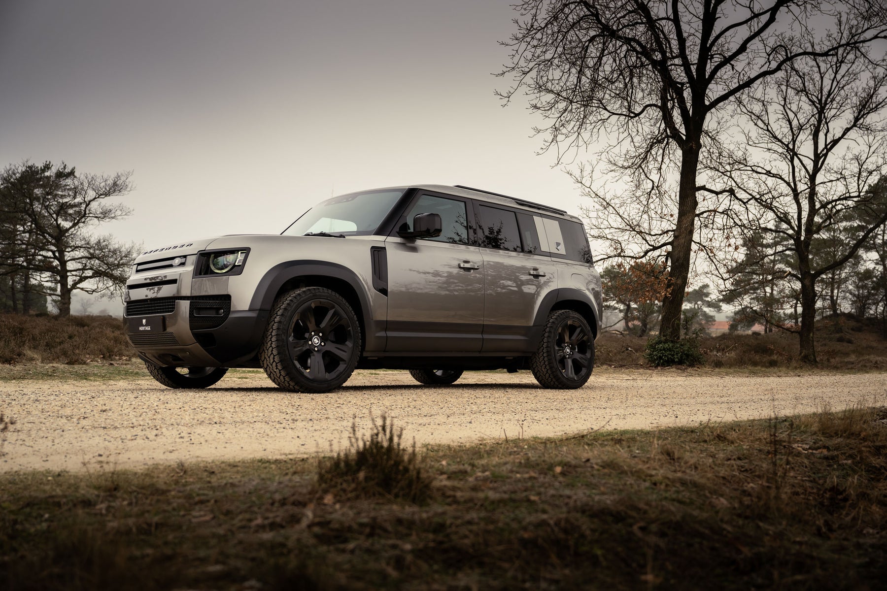 Defender 110 P400e - Silicon Silver