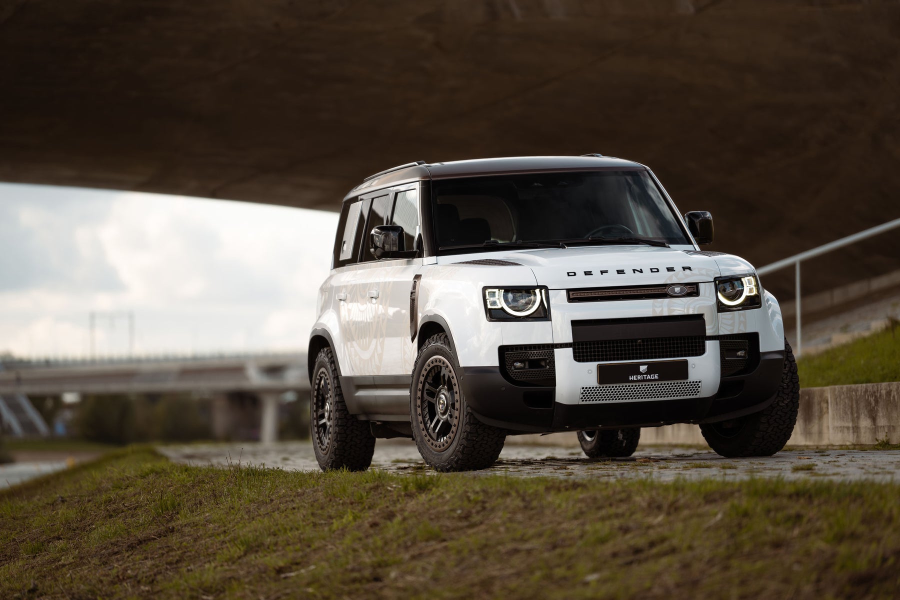 X Defender 110 P400e - By Schiffmacher