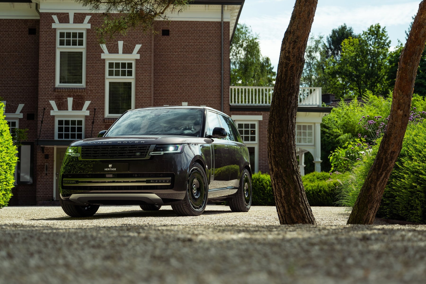 Range Rover Vogue - Mr Moon
