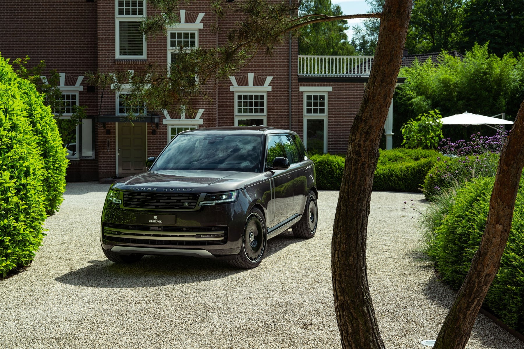 Range Rover Vogue - Mr Moon