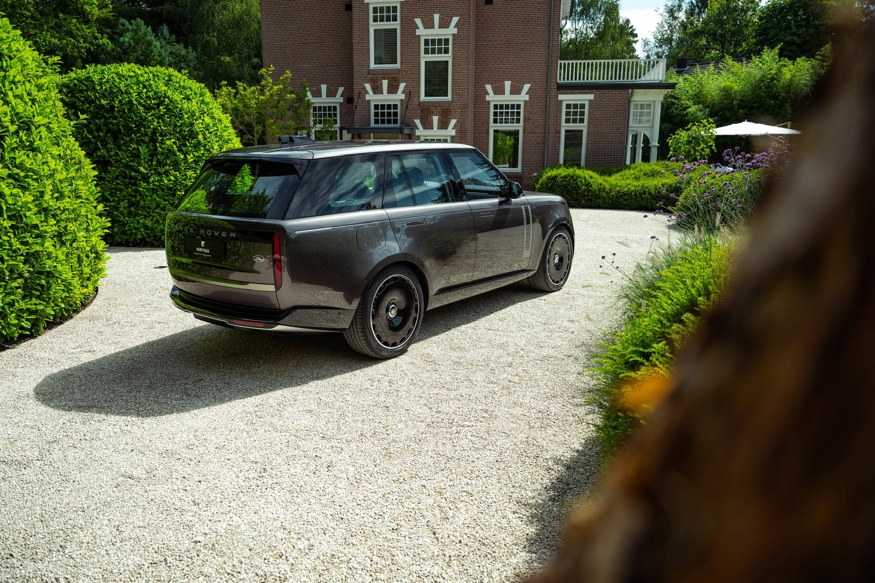 Range Rover Vogue - Mr Moon