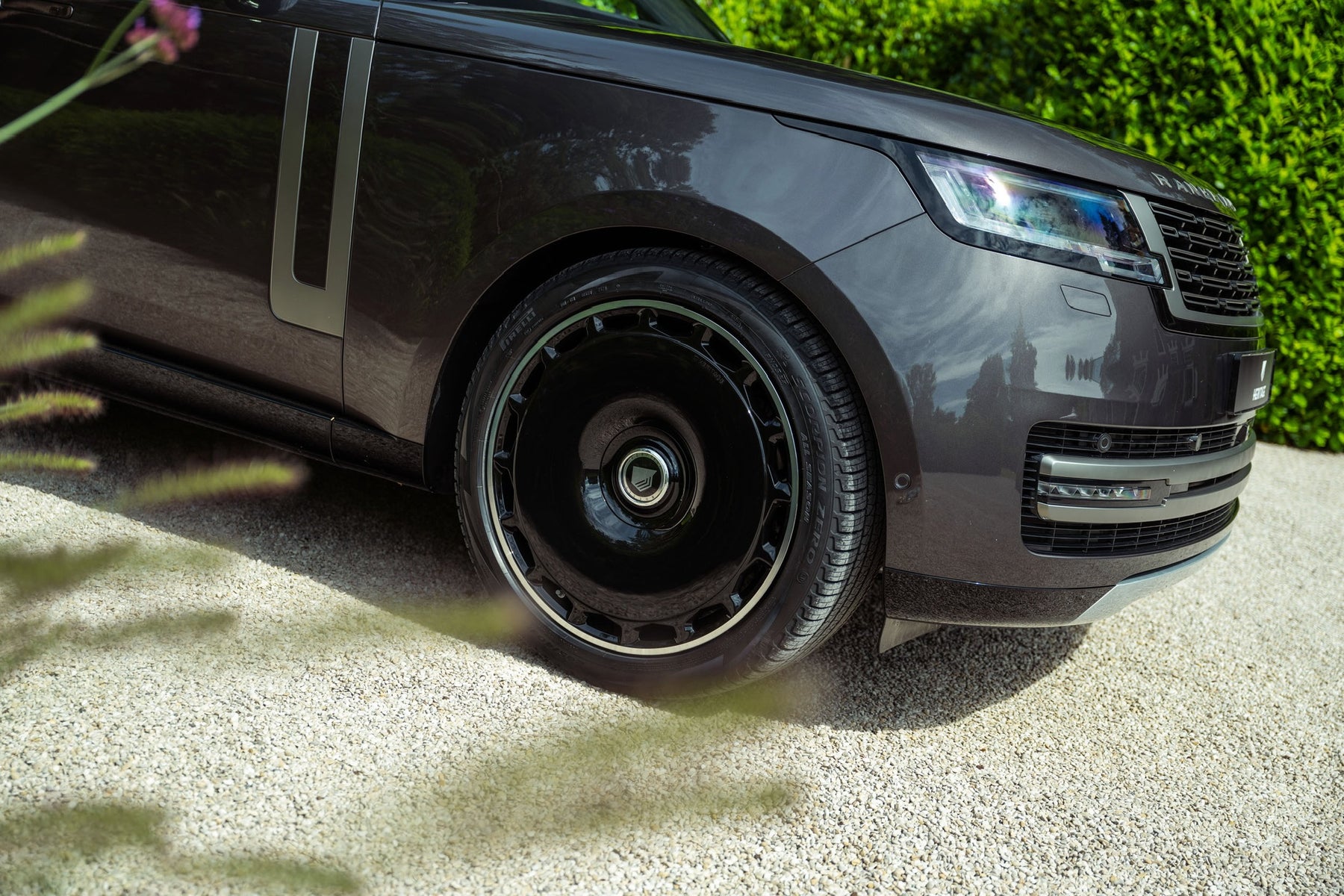 Range Rover Vogue - Mr Moon