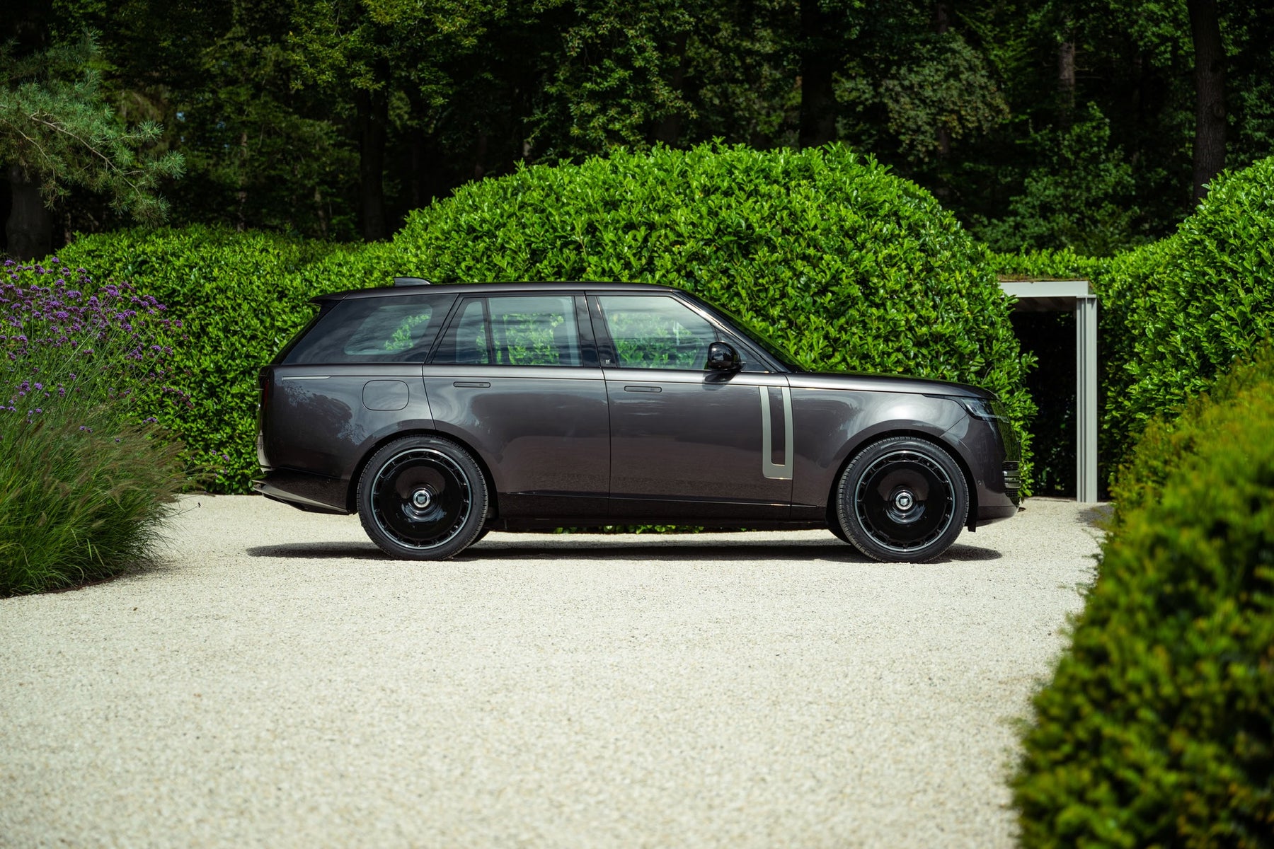 Range Rover Vogue - Mr Moon