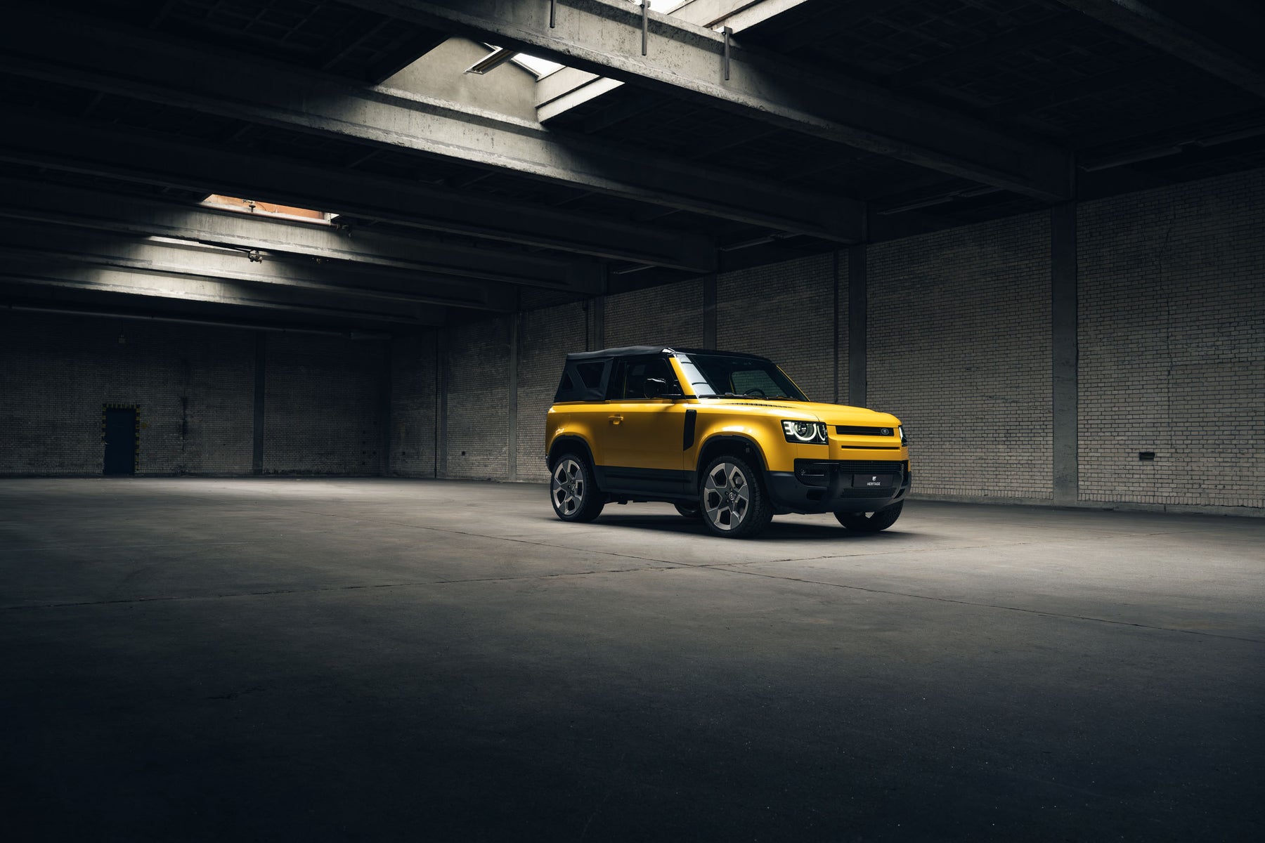 Valiance Convertible - Sunbeam yellow