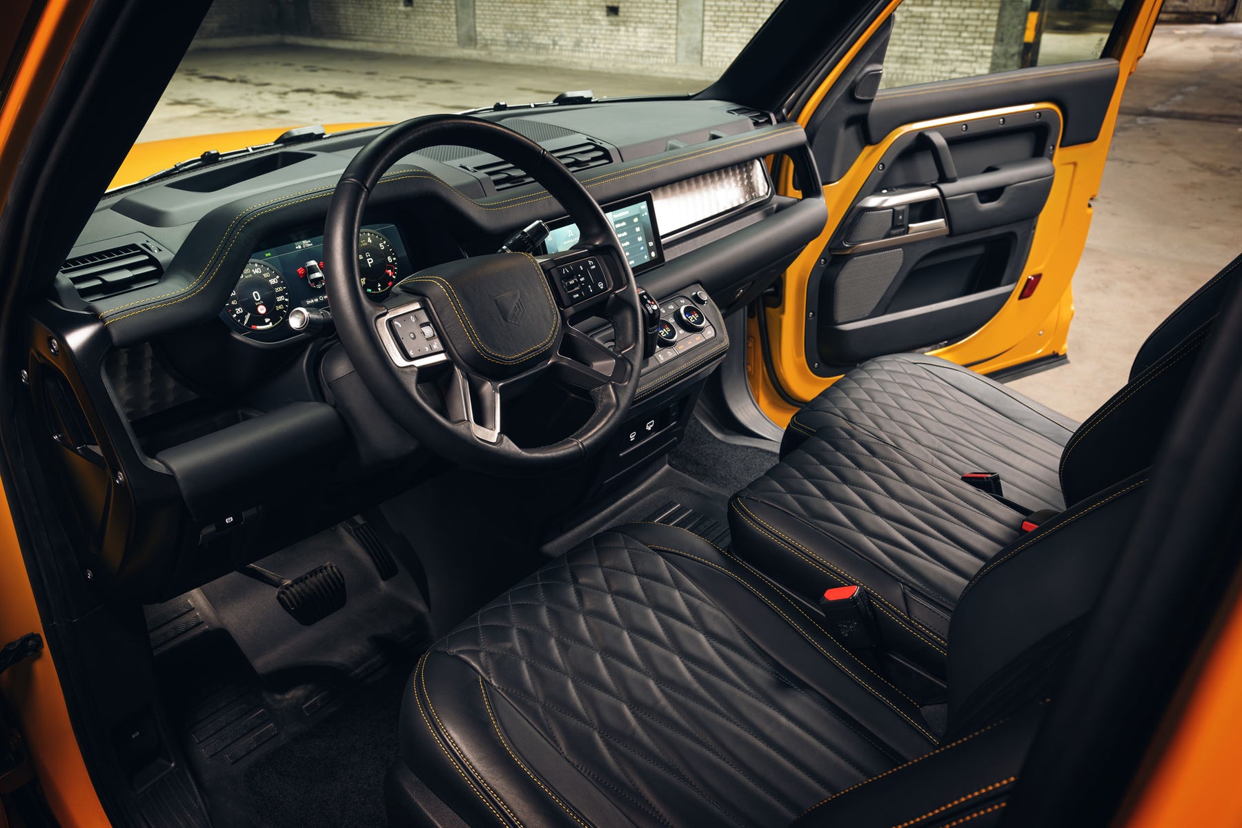 Valiance Convertible - Sunbeam yellow