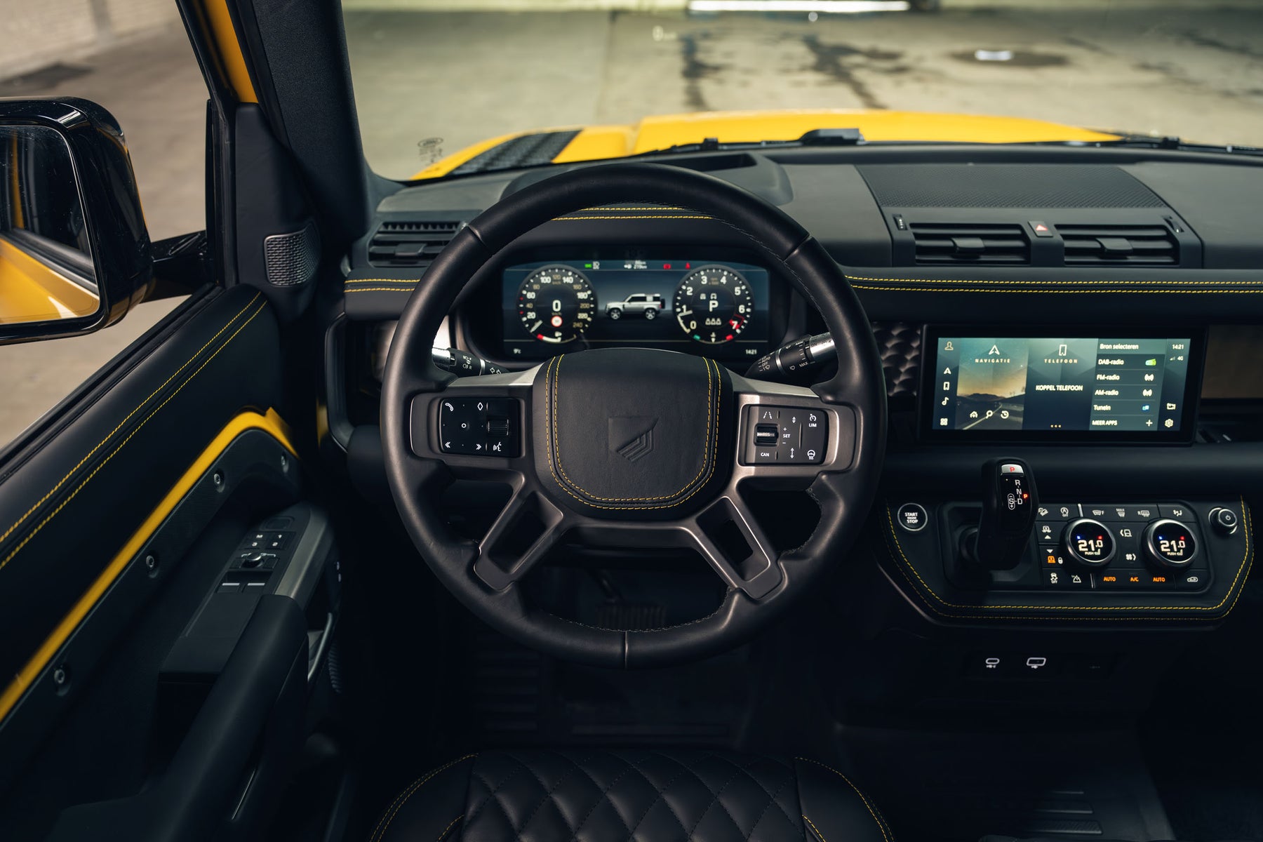 Valiance Convertible - Sunbeam yellow