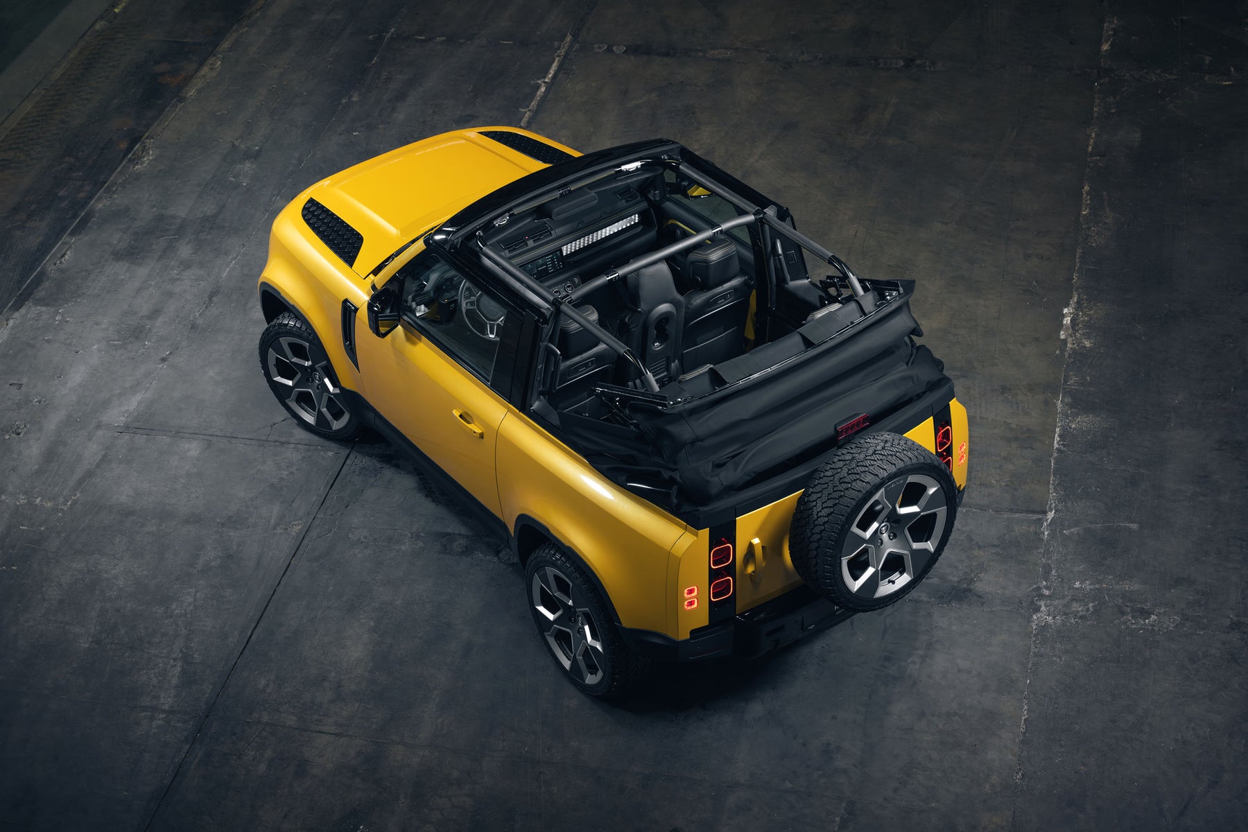 Valiance Convertible - Sunbeam yellow