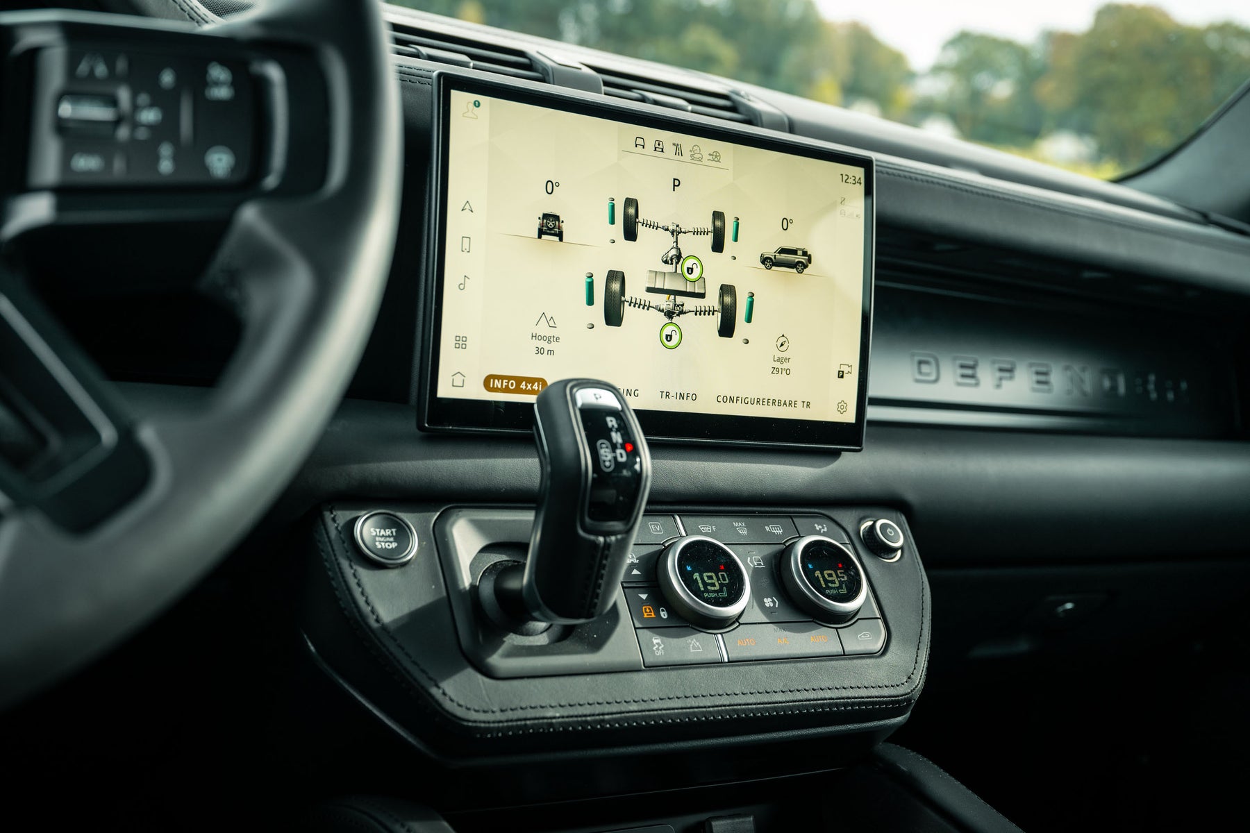 Defender 110 P400e - Belgravia green