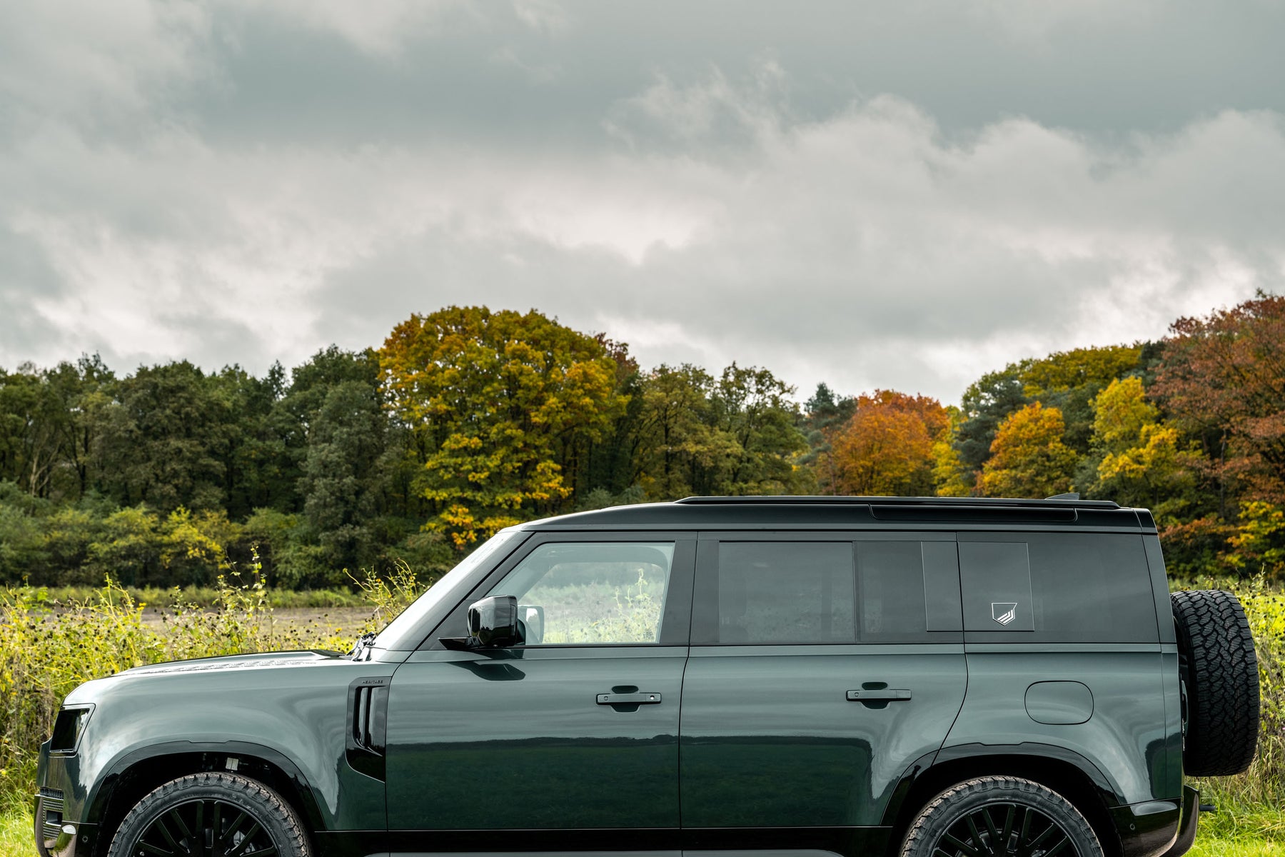 Defender 110 P400e - Belgravia green