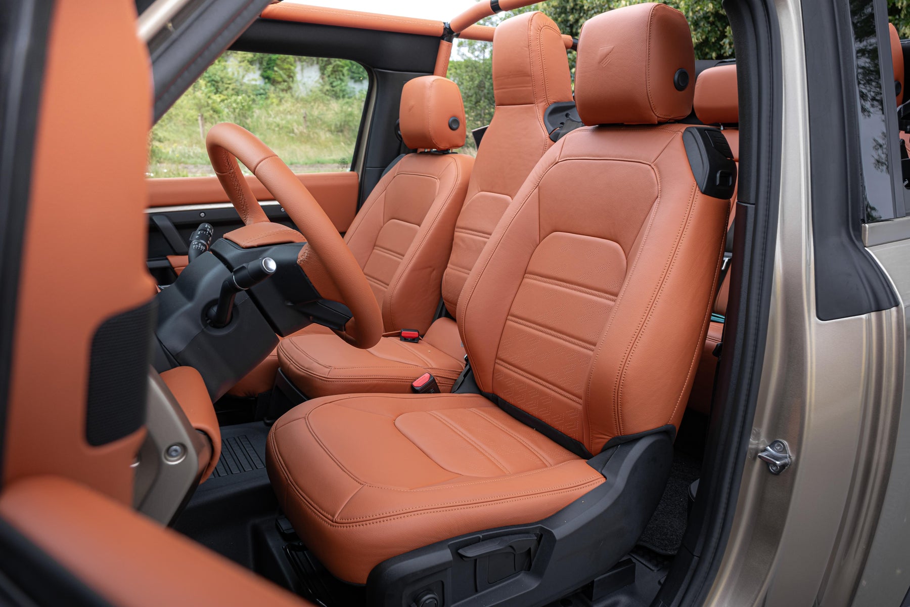 Valiance convertible - Goldfinger