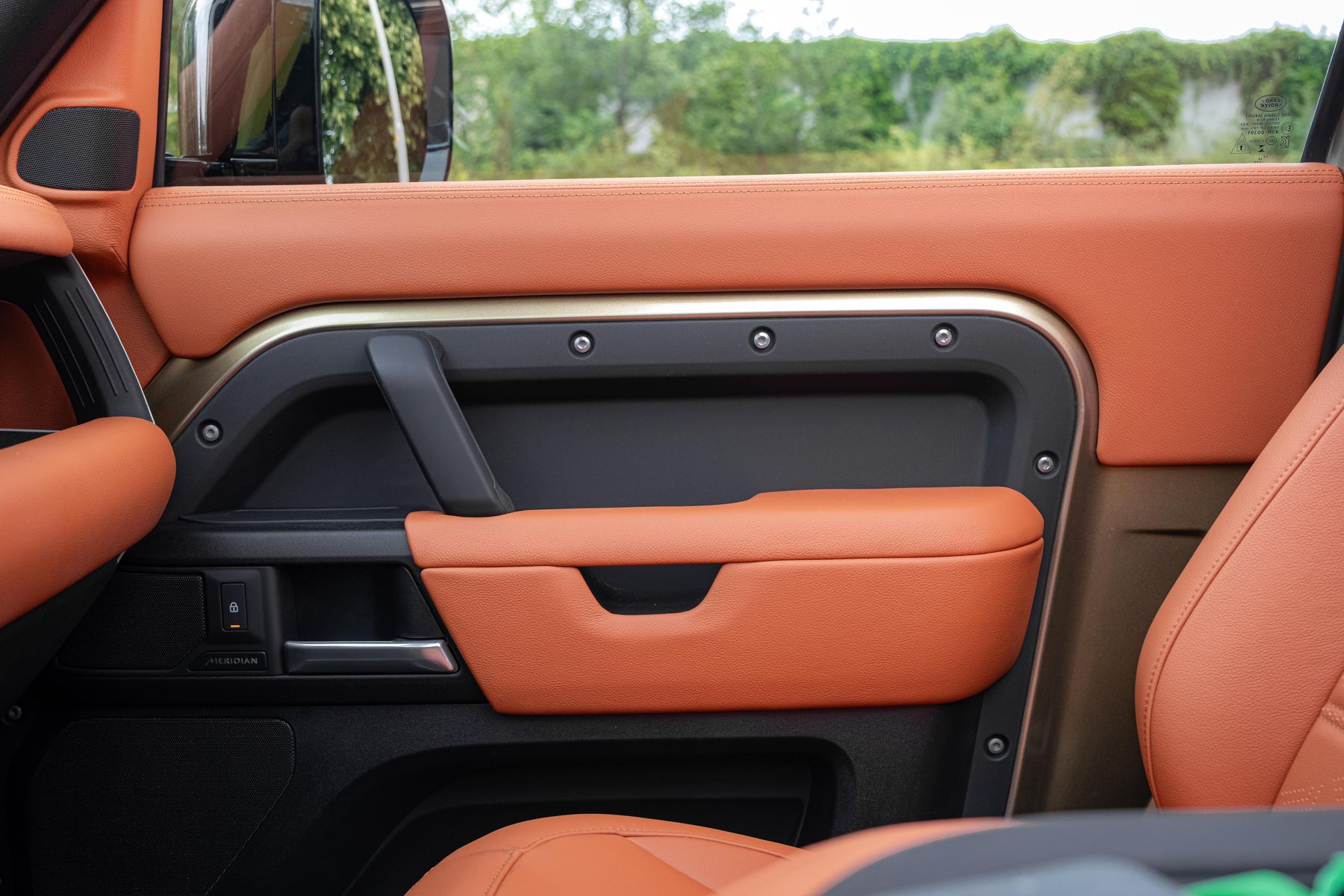 Valiance convertible - Goldfinger
