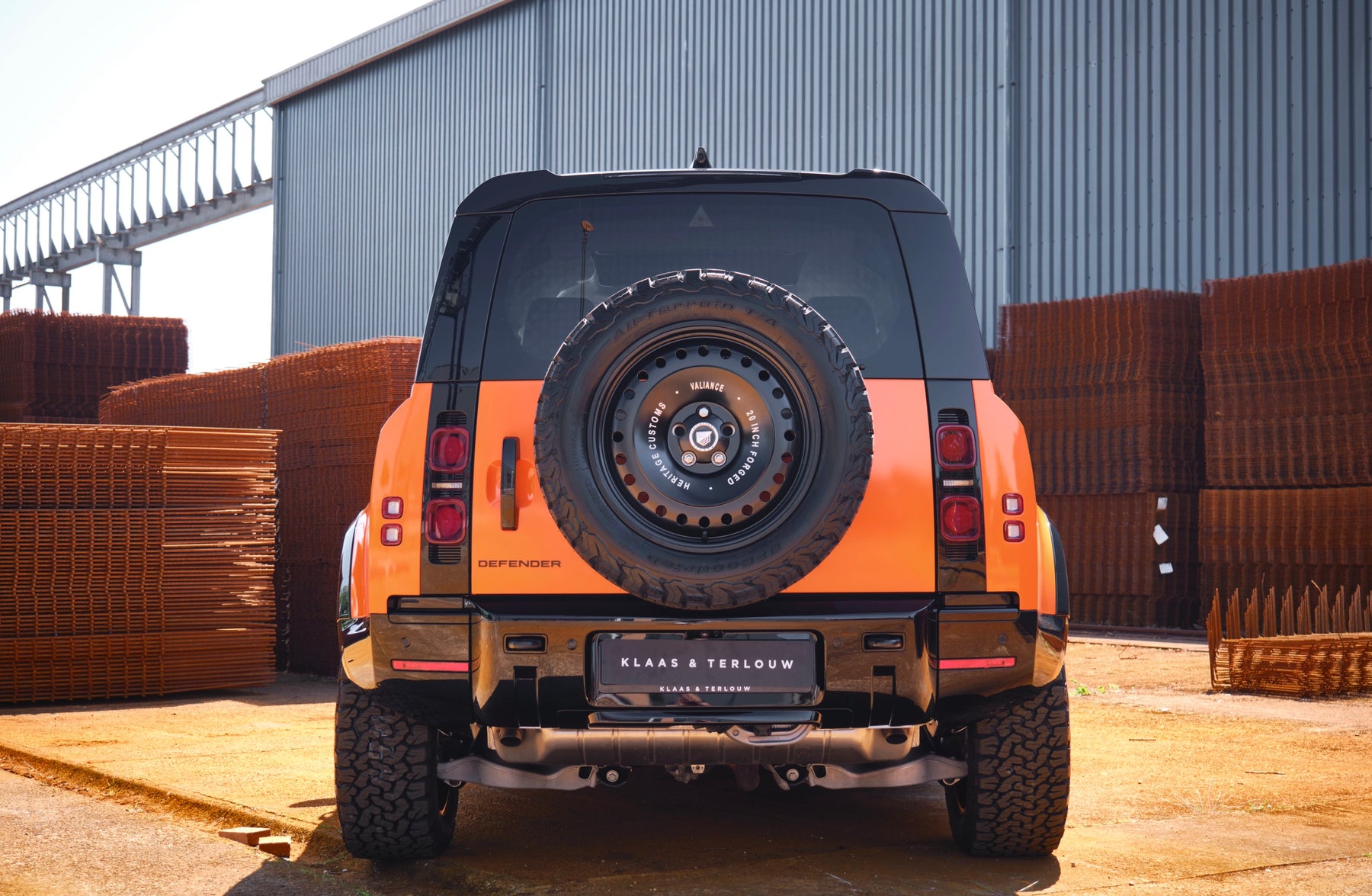 Defender P400e - Orange brute