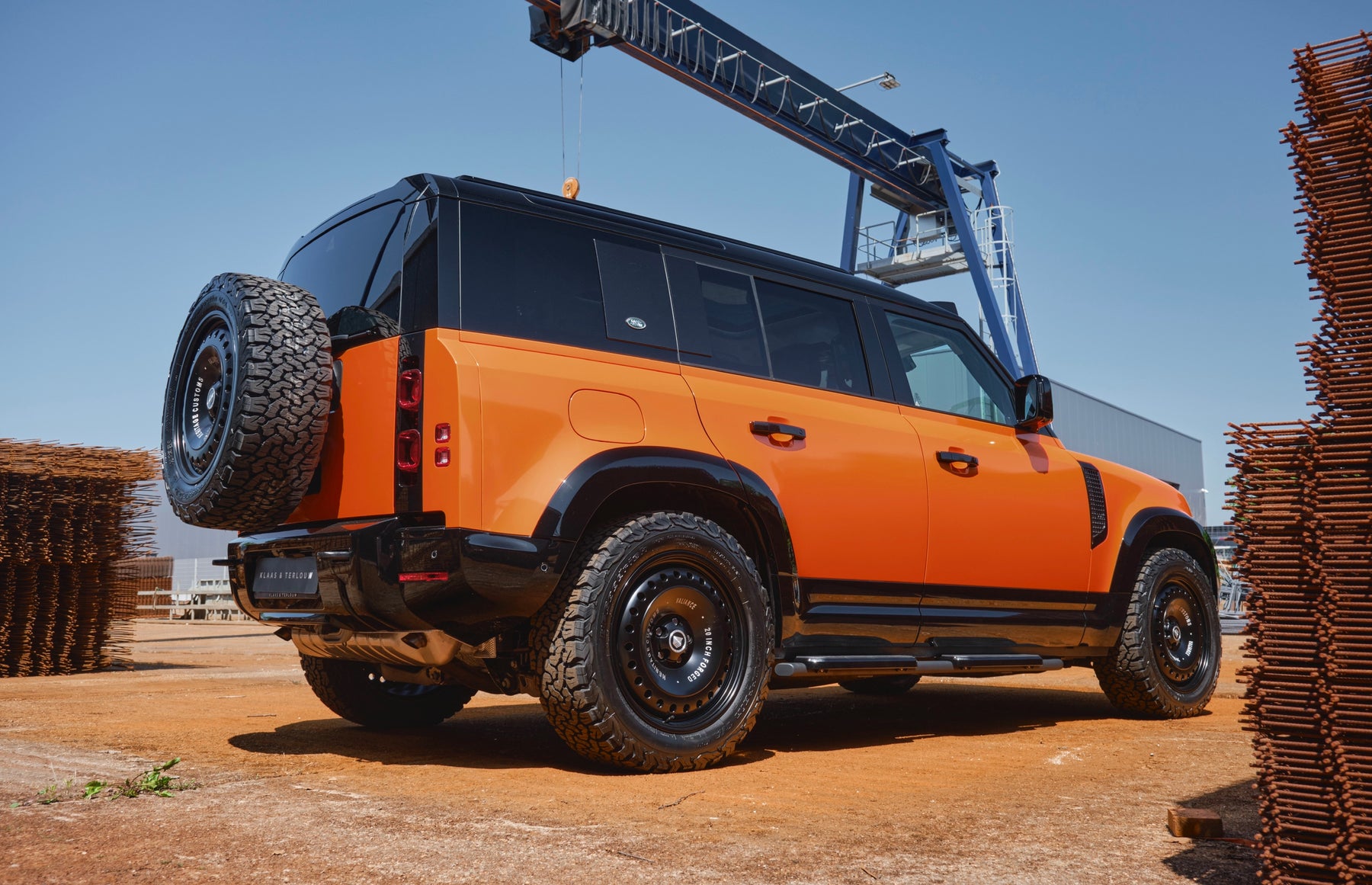 Defender P400e - Orange brute