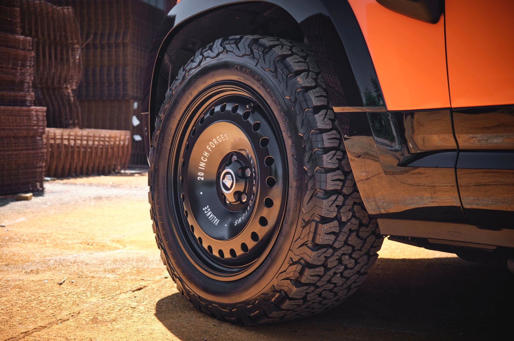 Defender P400e - Orange brute