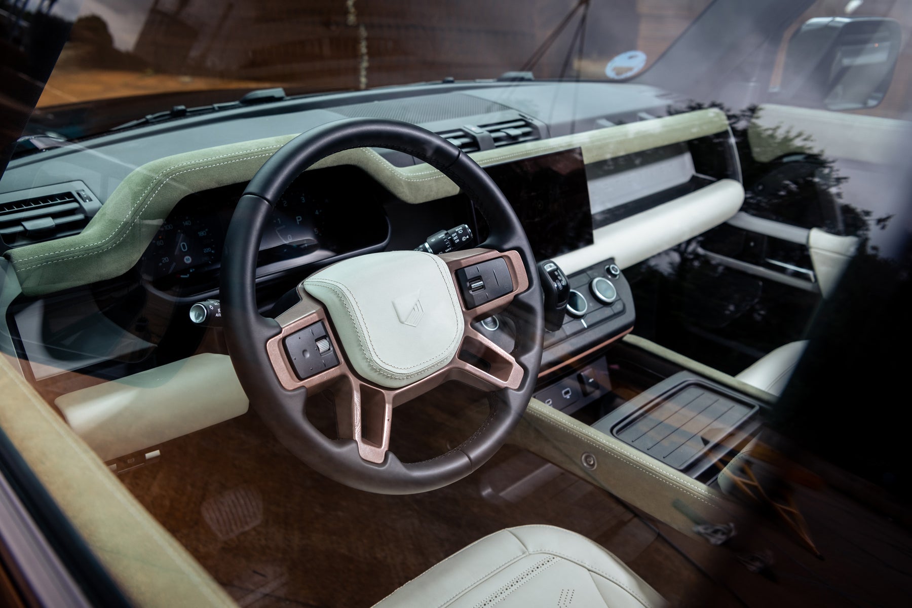 Defender 110 D250 - Copperhead