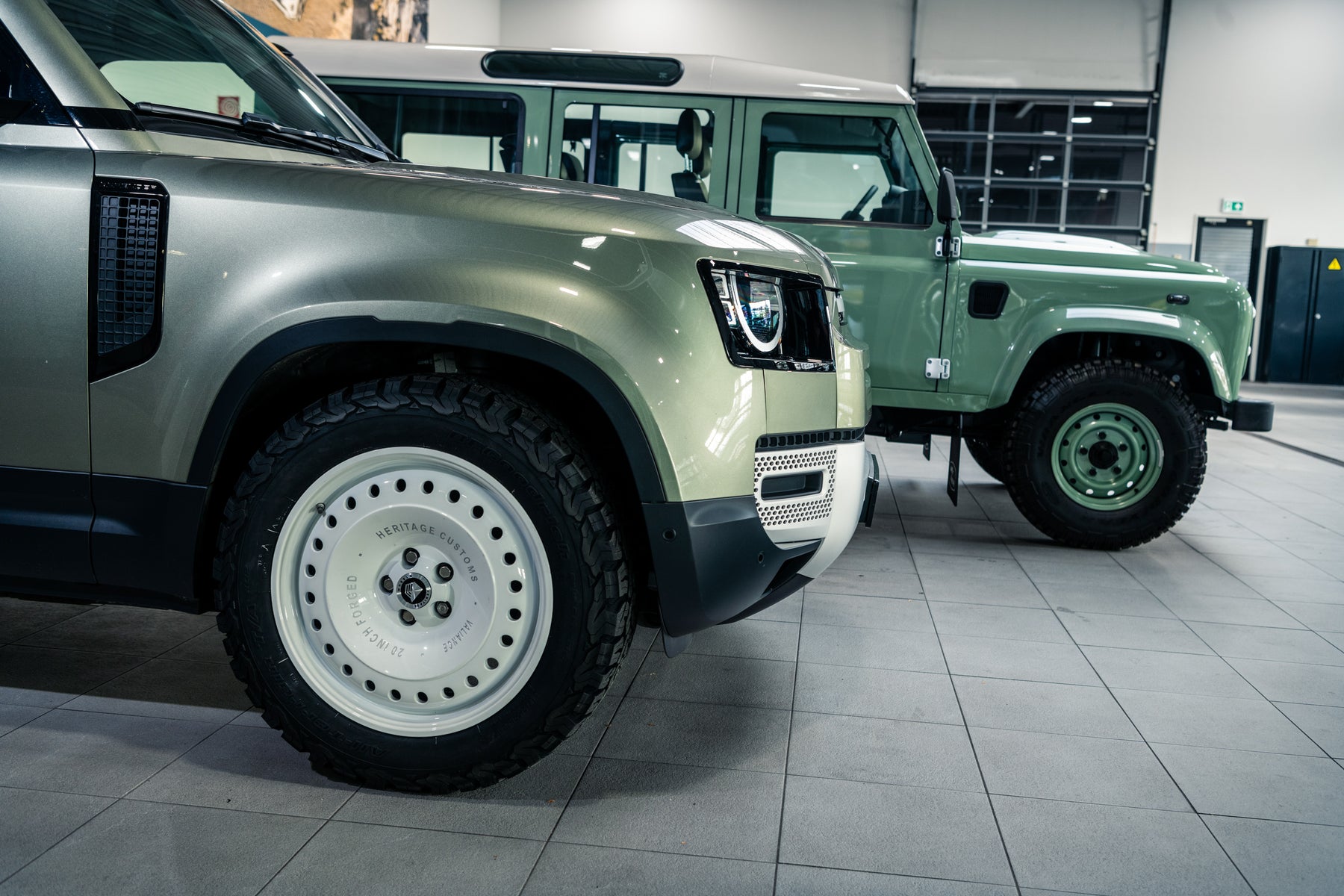 Defender 110 - HUE