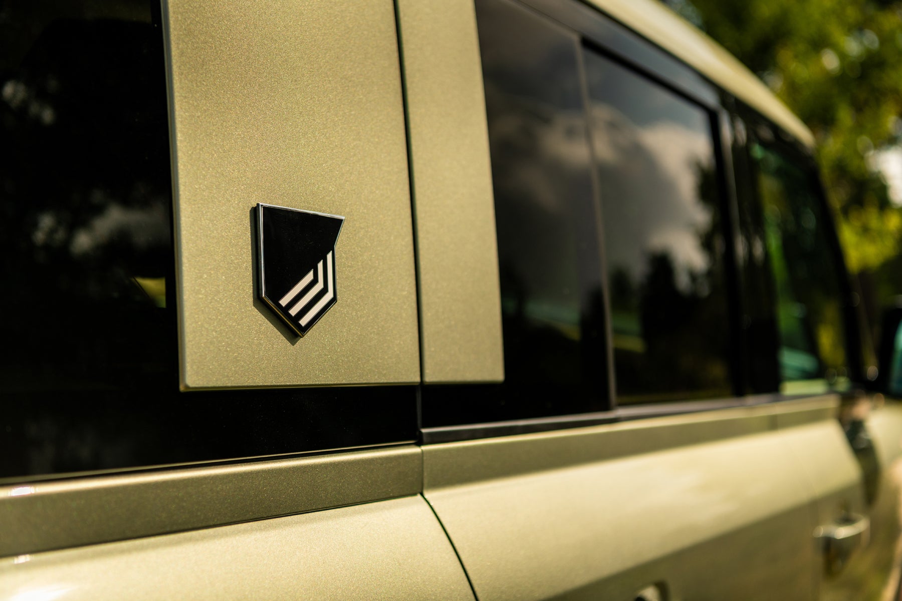 Defender 110 P400 - Pangea green