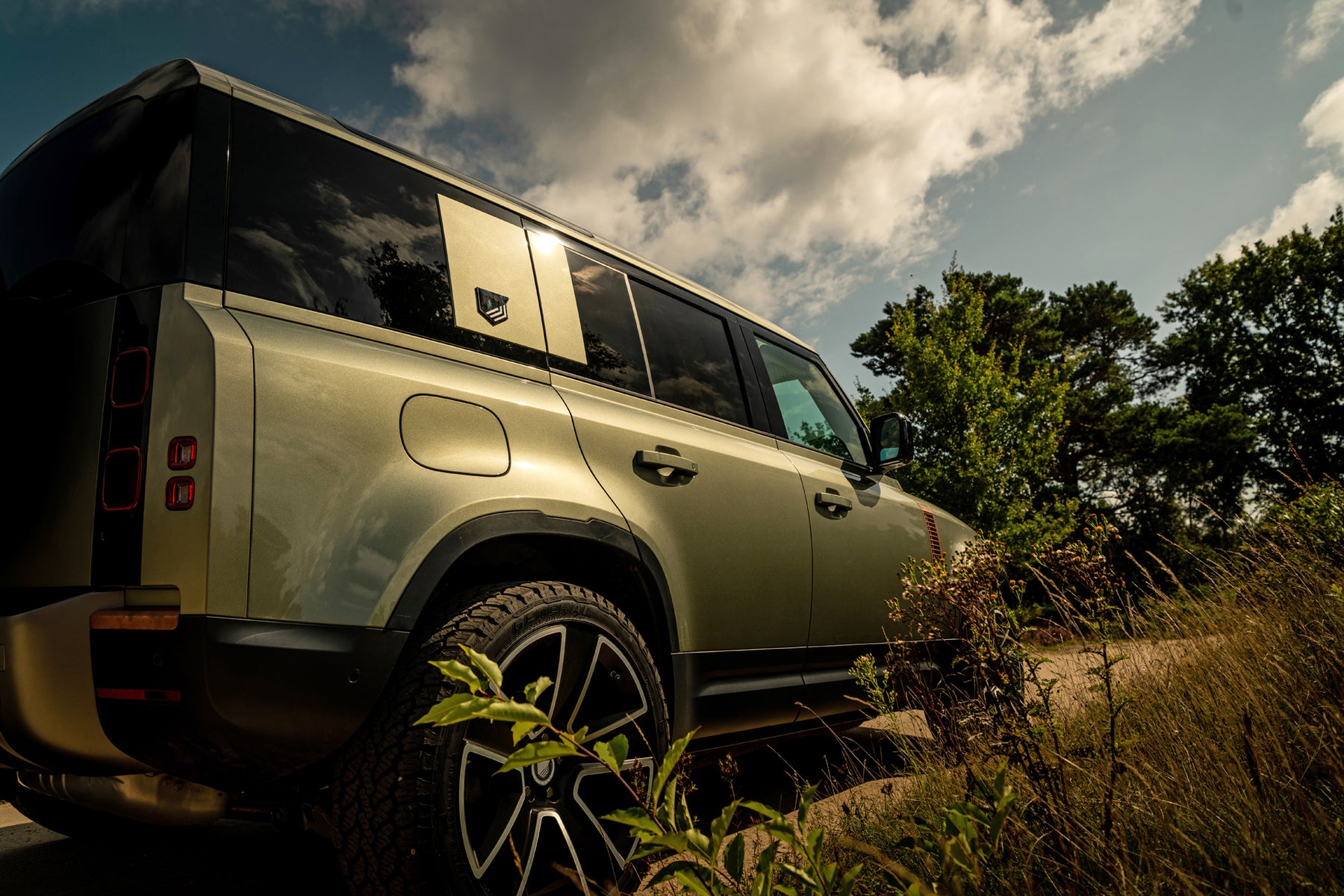 Defender 110 P400 - Pangea green
