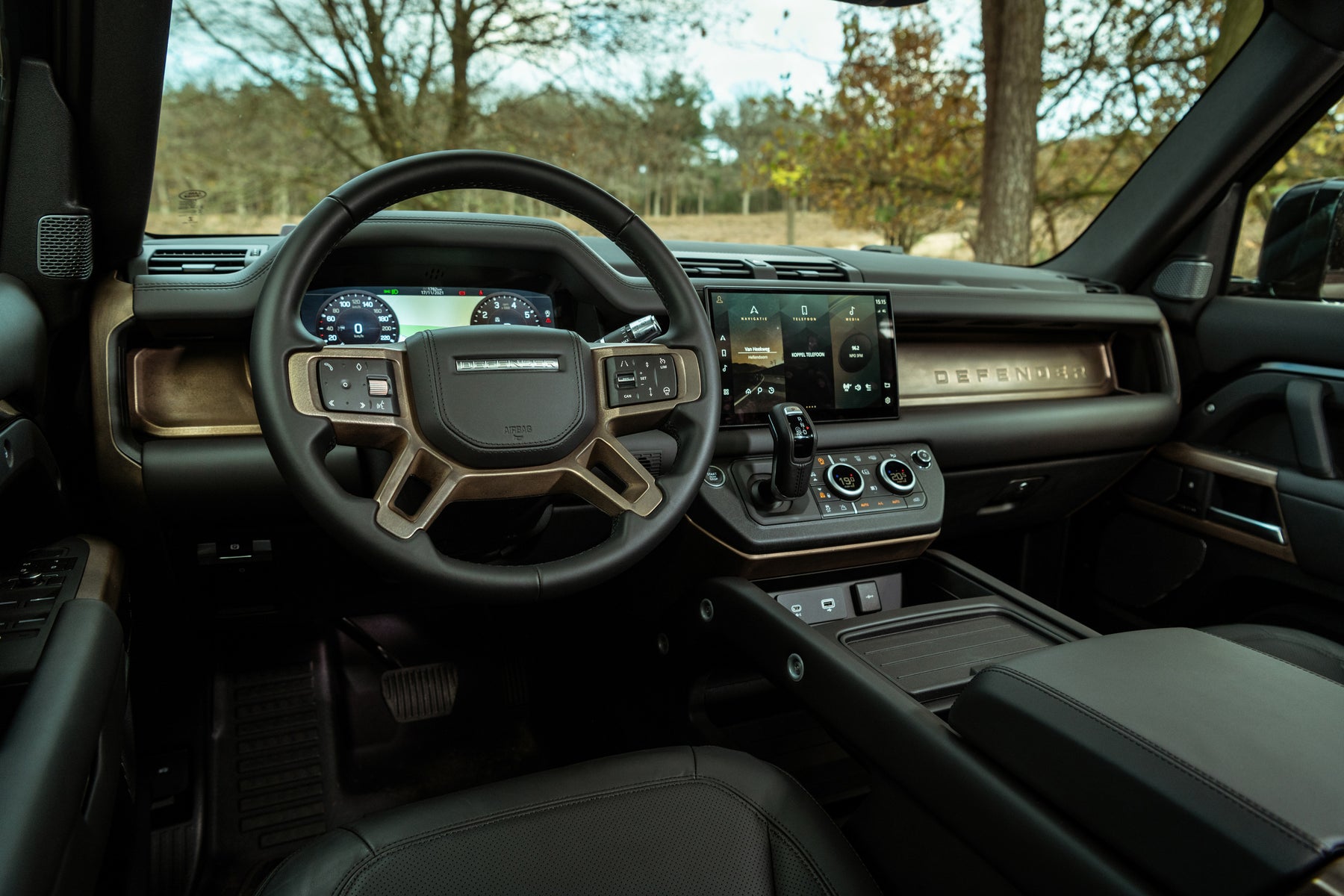 Defender 110 - Magic Bronze