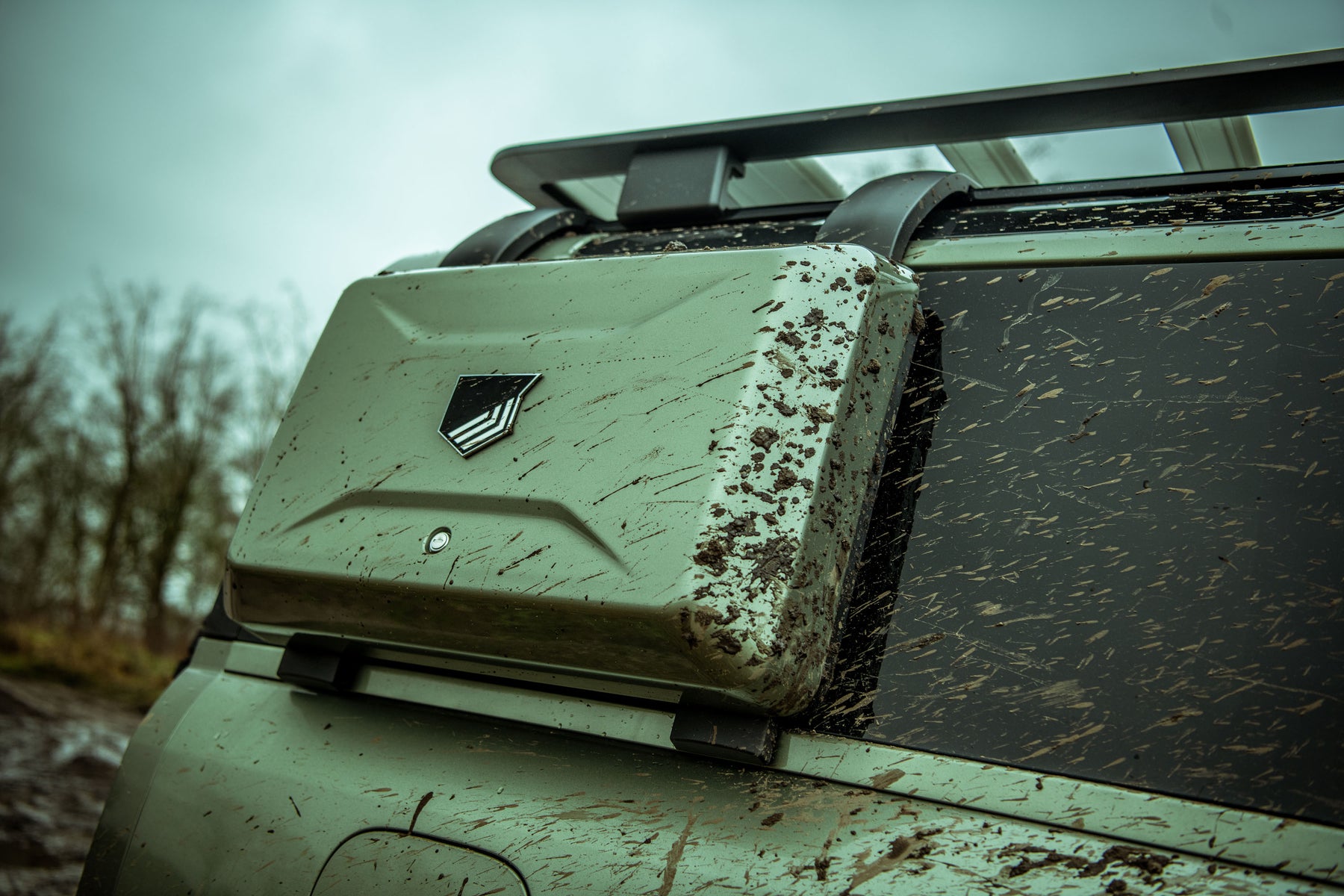 Defender 90 D200 - Pangea Green commercial