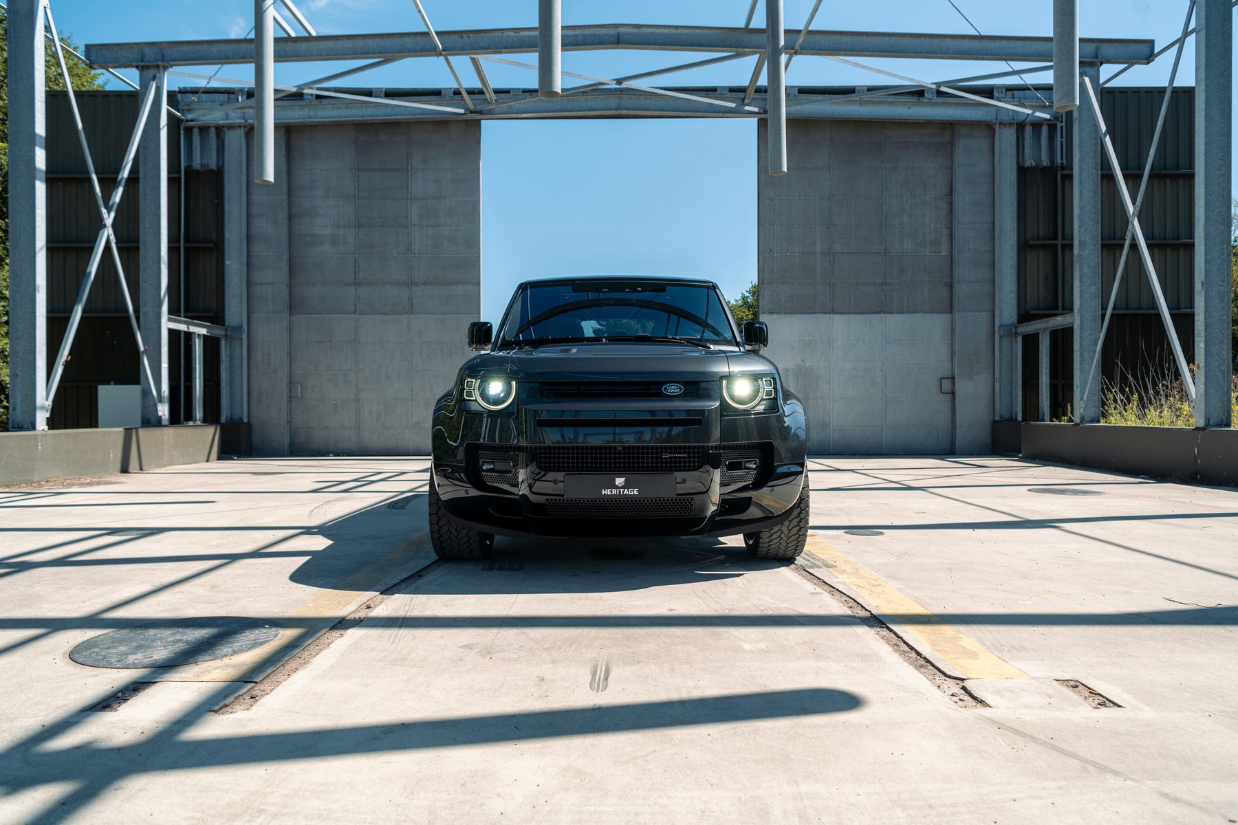 Defender P400e - Carpathian