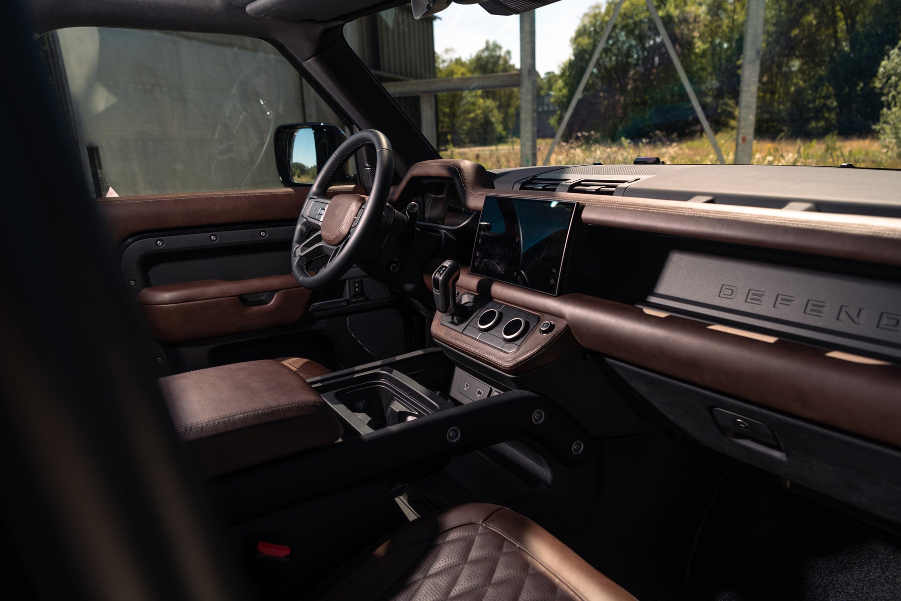 Defender P400e - Carpathian