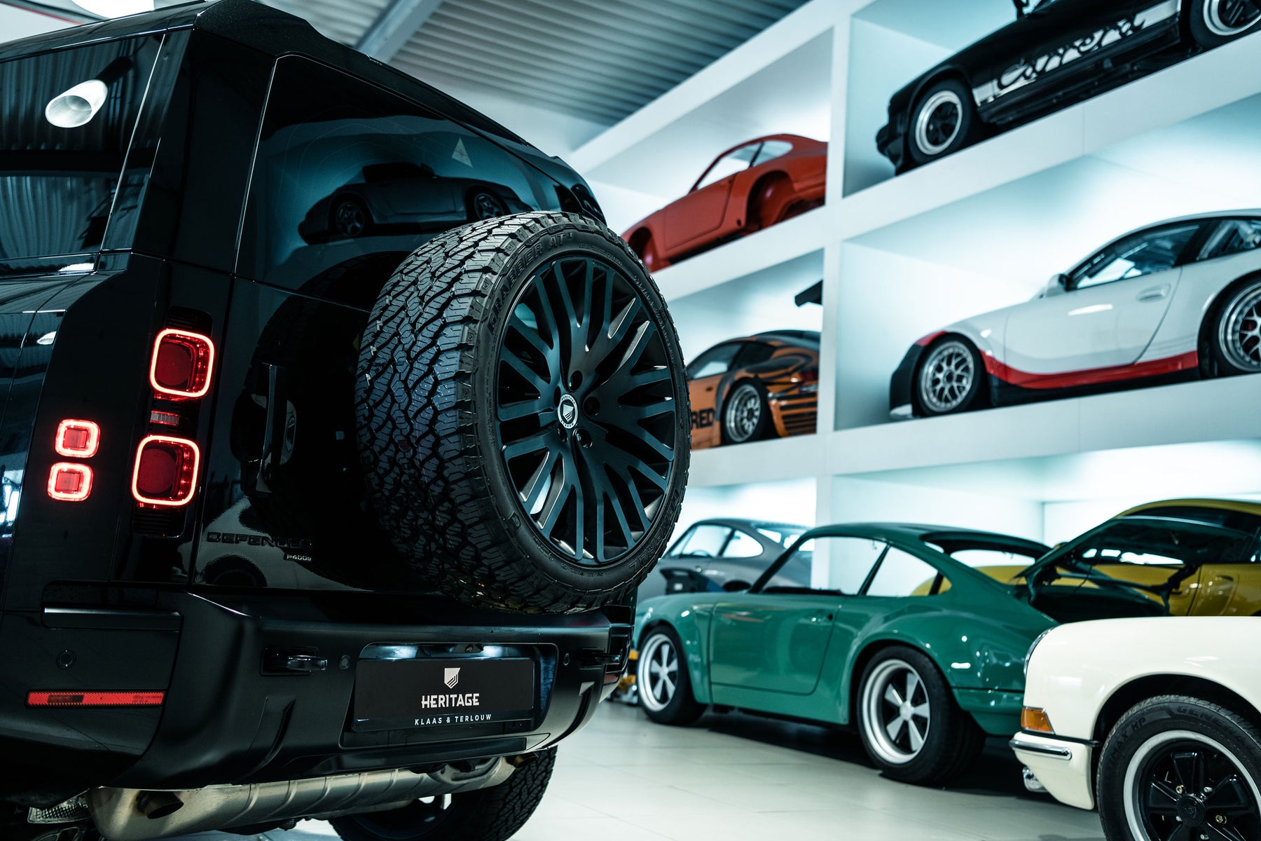 Defender P400e - Heritage Customs Sport